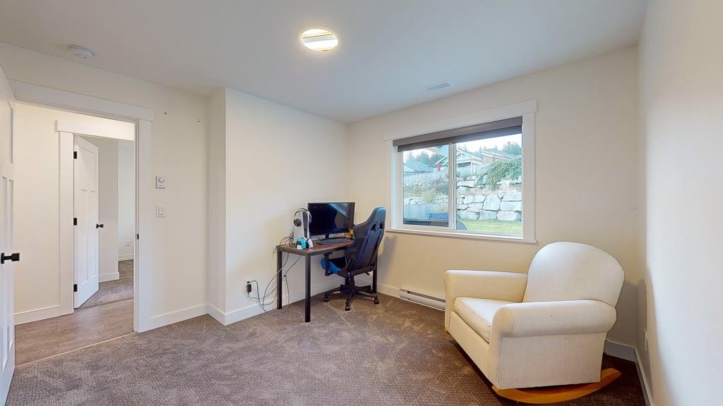 5629 Kingbird Crescent, Sechelt, BC