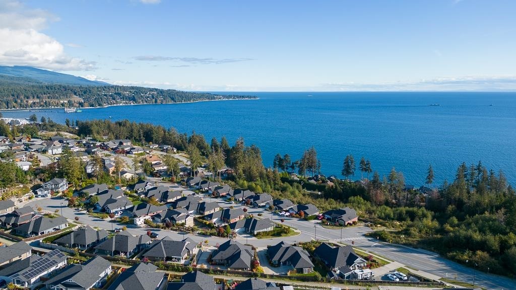 5629 Kingbird Crescent, Sechelt, BC