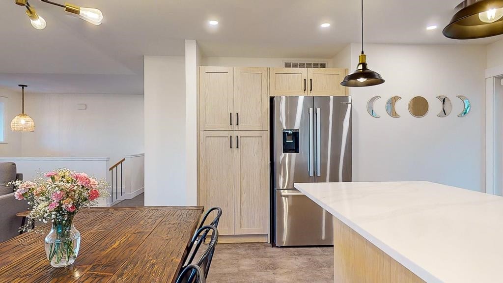 5629 Kingbird Crescent, Sechelt, BC