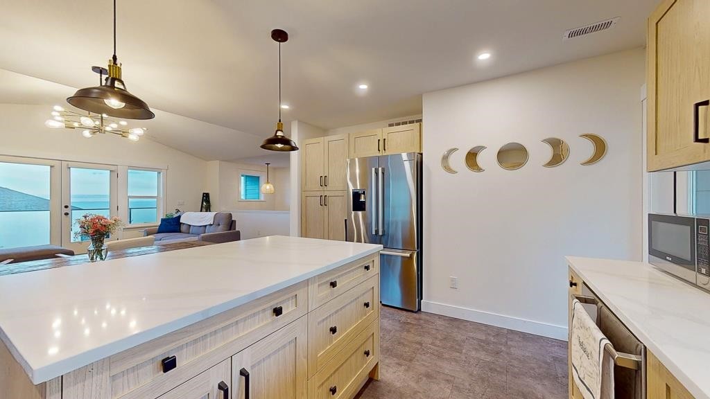 5629 Kingbird Crescent, Sechelt, BC