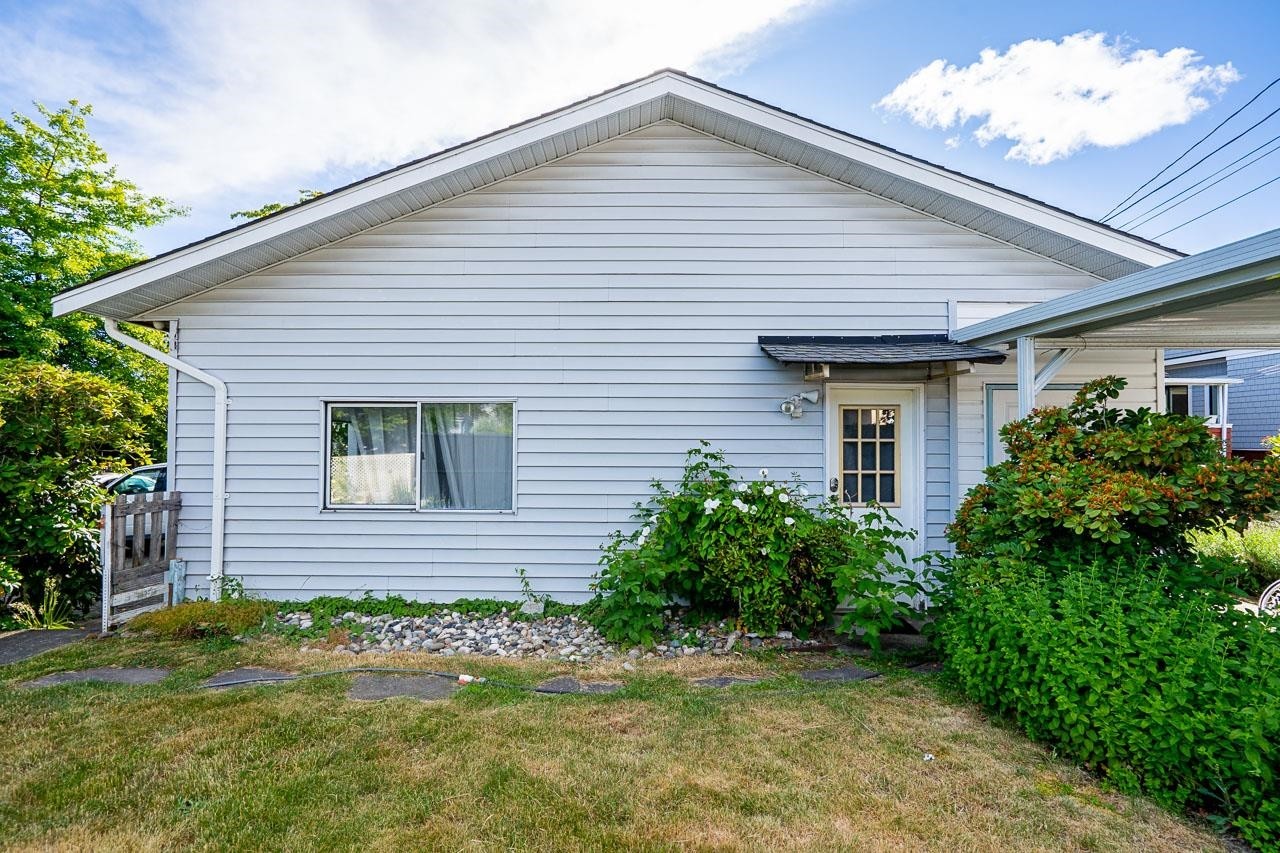 1525 51St Avenue E, Vancouver, BC