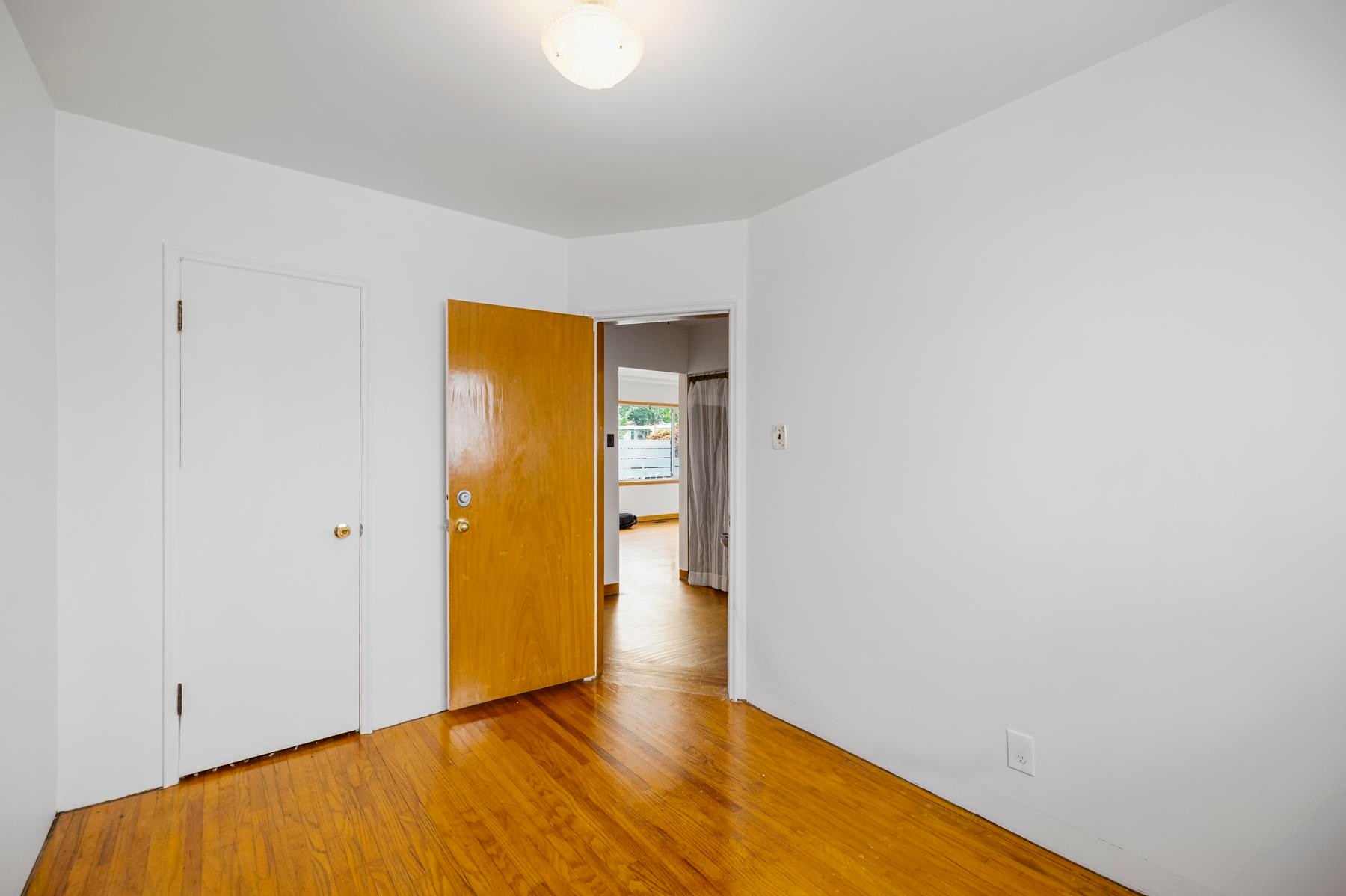 7544 Main Street, Vancouver, BC