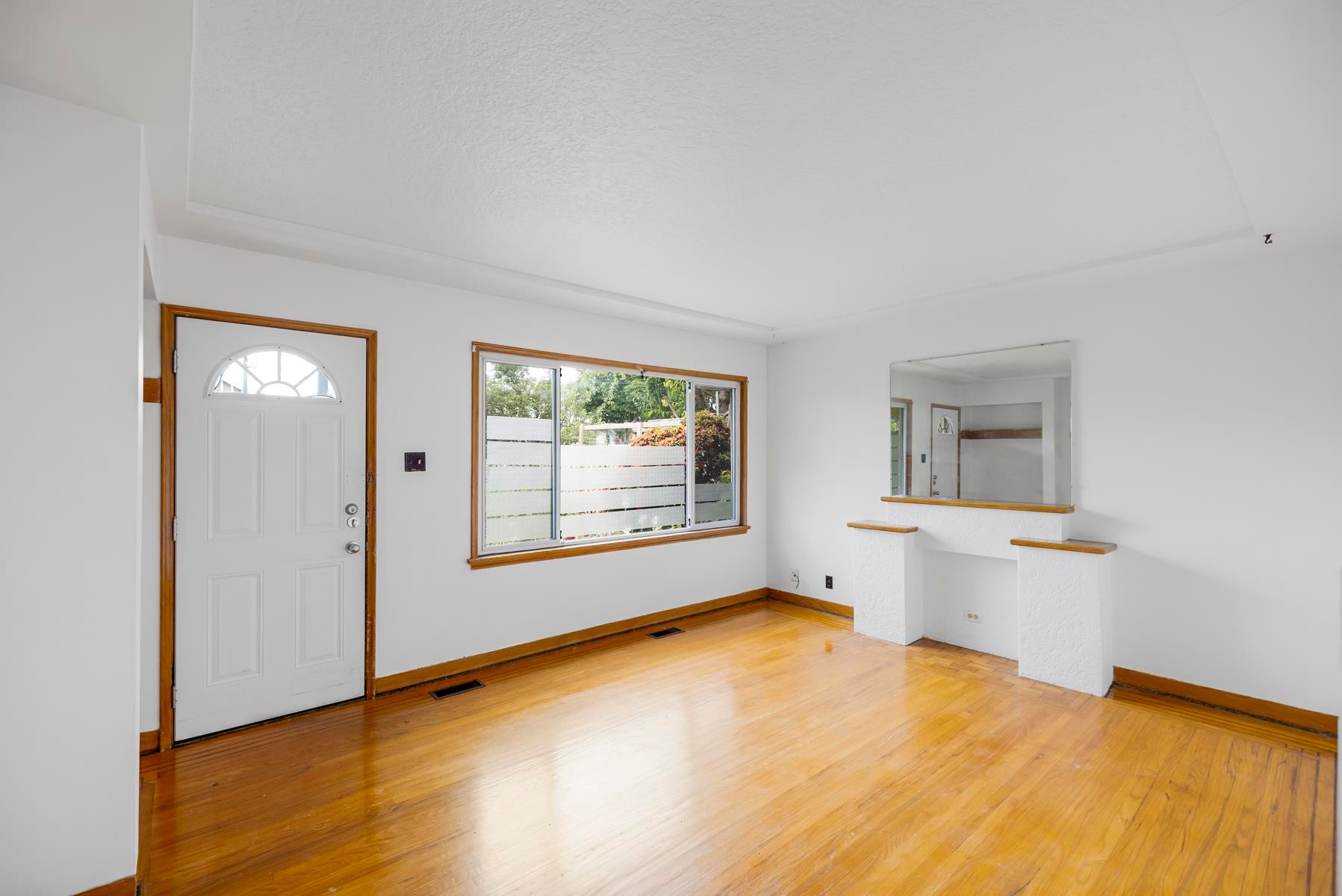 7544 Main Street, Vancouver, BC