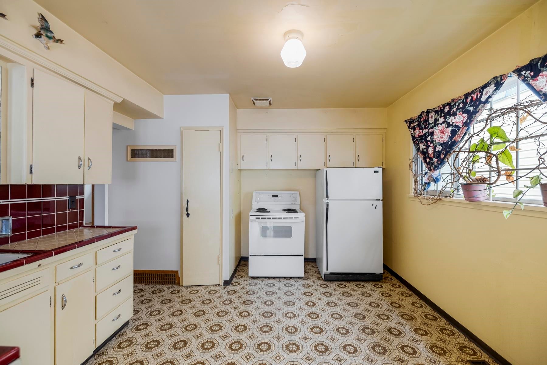 7544 Main Street, Vancouver, BC