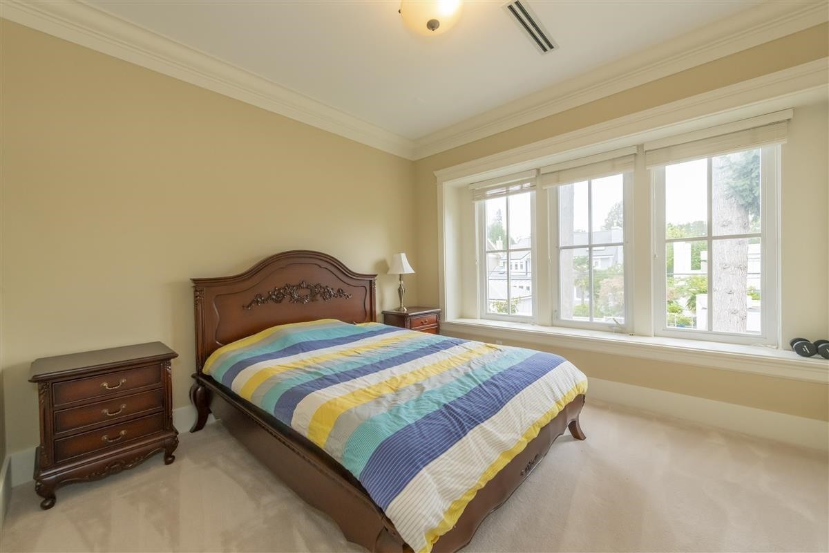 1121 39Th Avenue W, Vancouver, BC