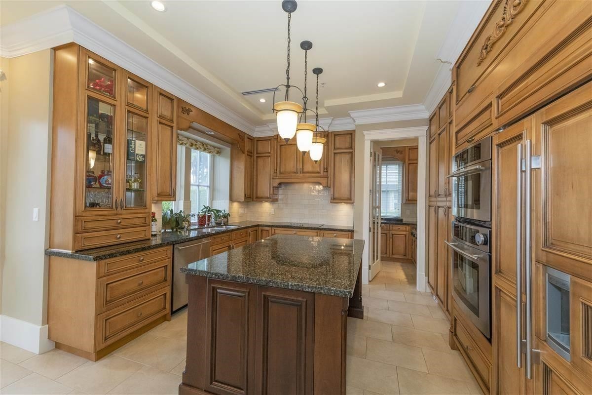 1121 39Th Avenue W, Vancouver, BC