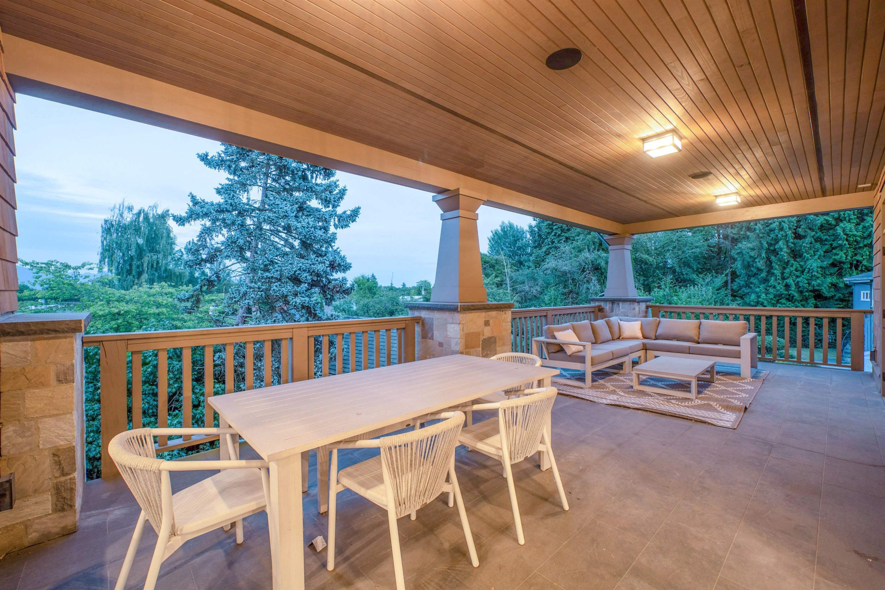 1093 Wolfe Avenue, Vancouver, BC - Outdoor With Deck Patio Veranda With Exterior