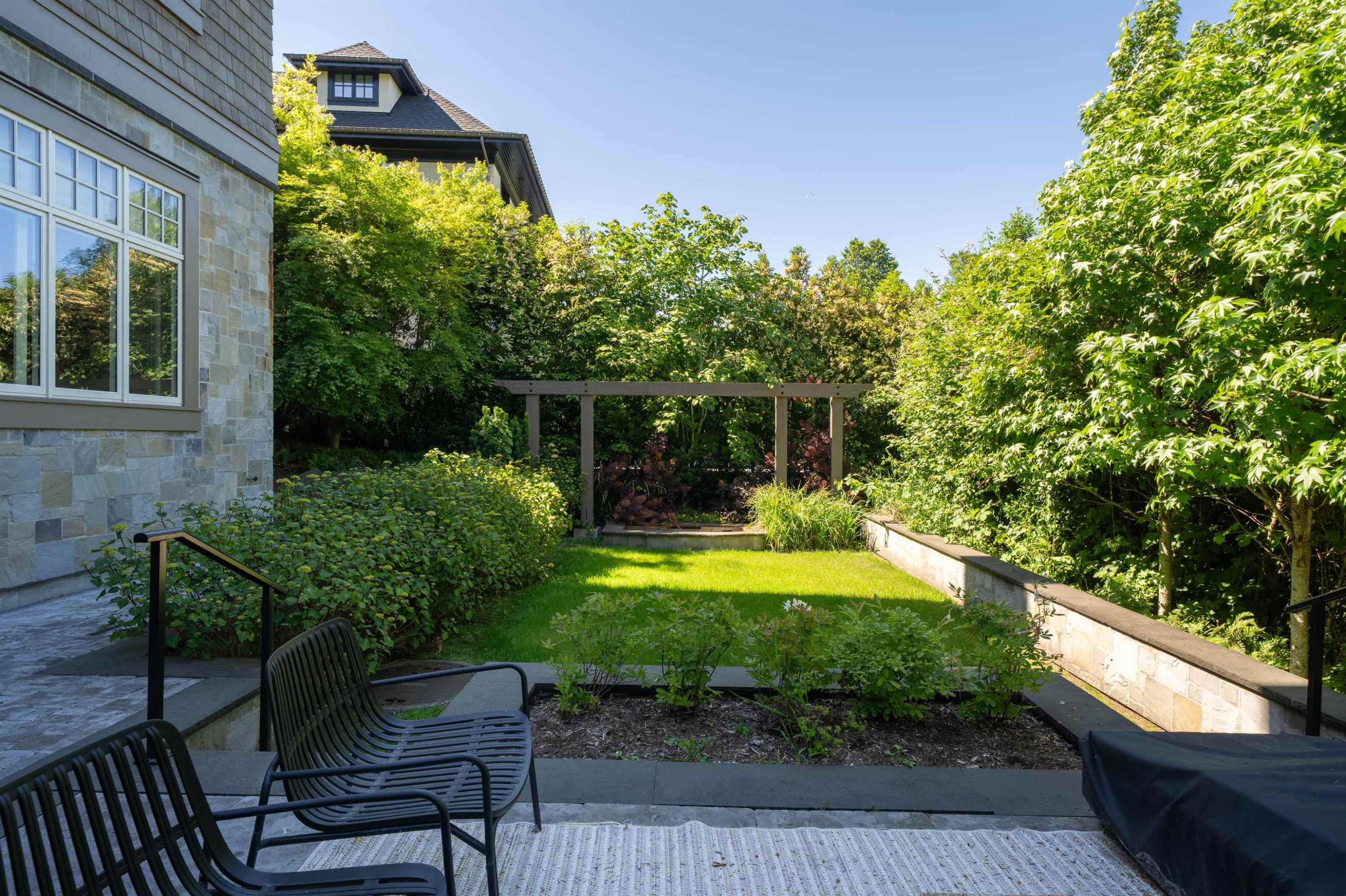 1093 Wolfe Avenue, Vancouver, BC - Outdoor
