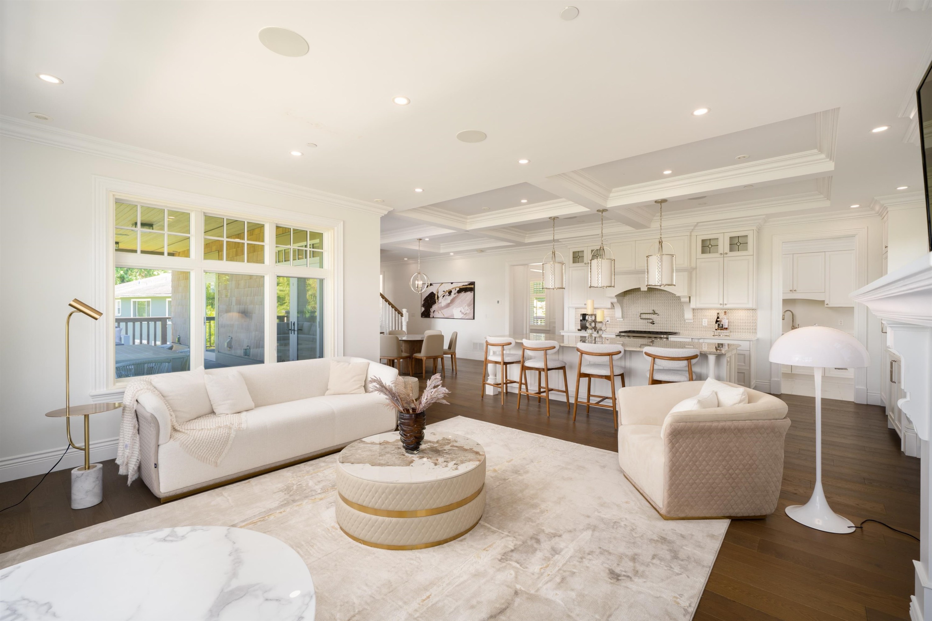 1093 Wolfe Avenue, Vancouver, BC - Indoor Photo Showing Living Room