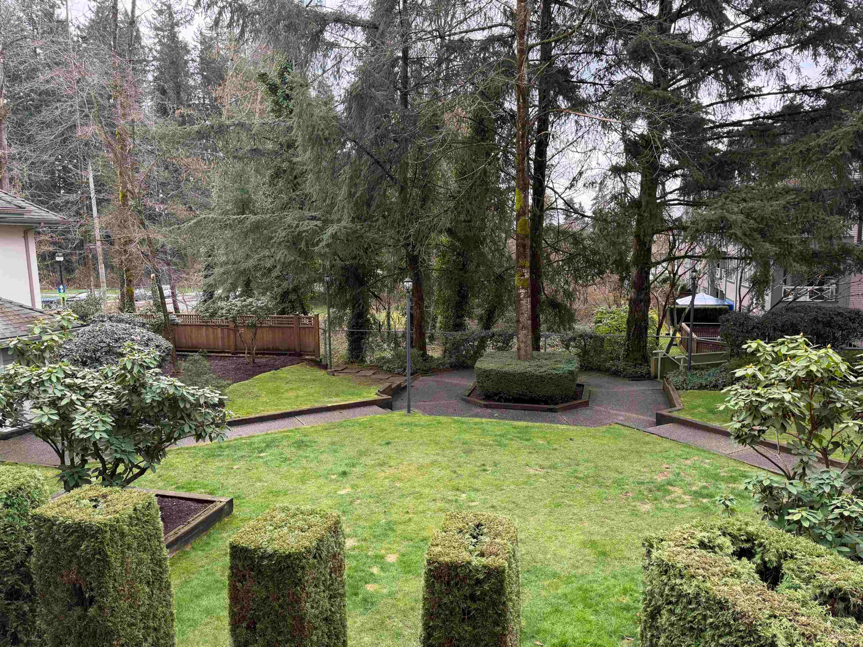 202-1148 Westwood Street, Coquitlam, BC - Outdoor
