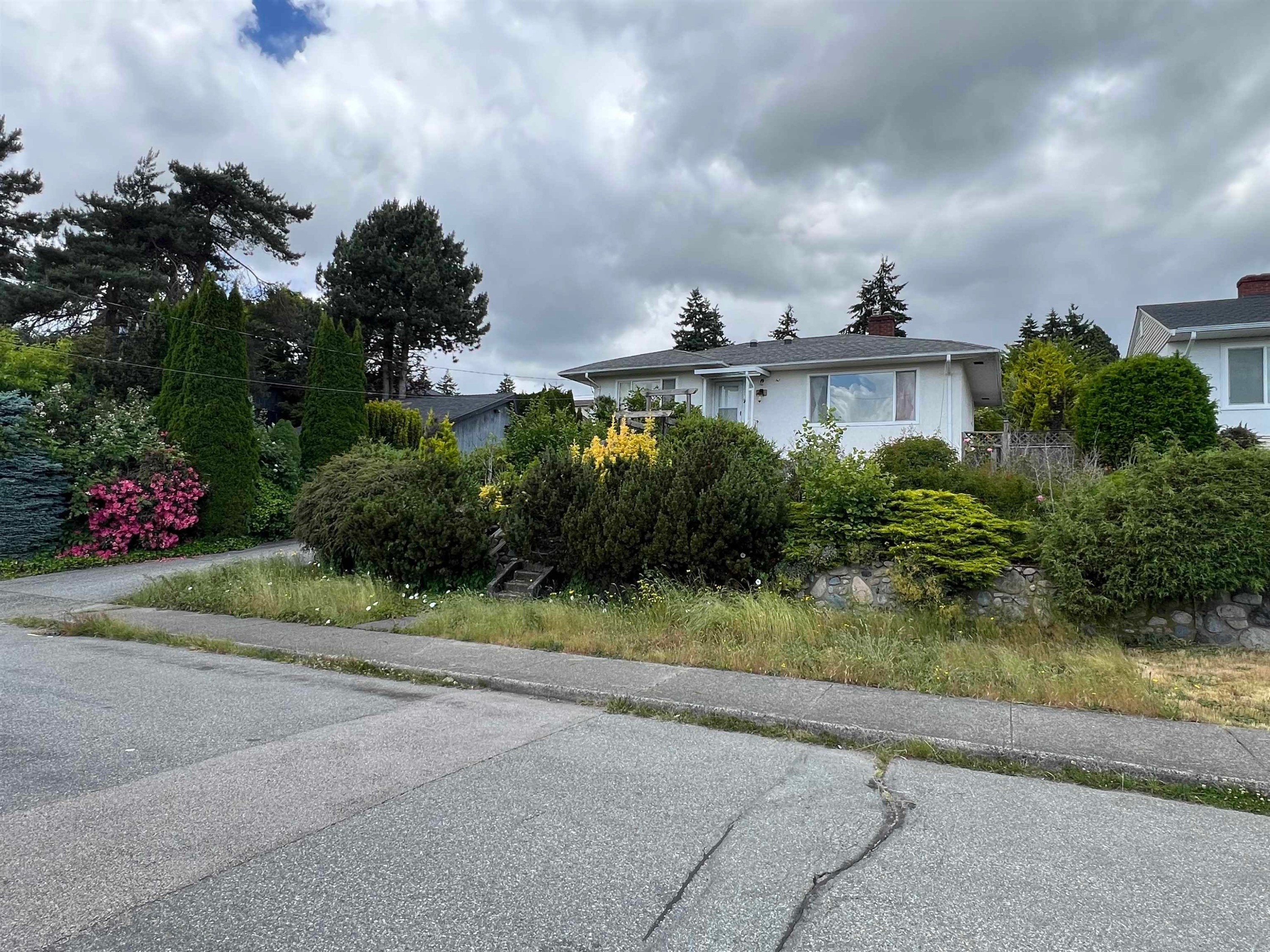 5941 Carson Street, Burnaby, BC