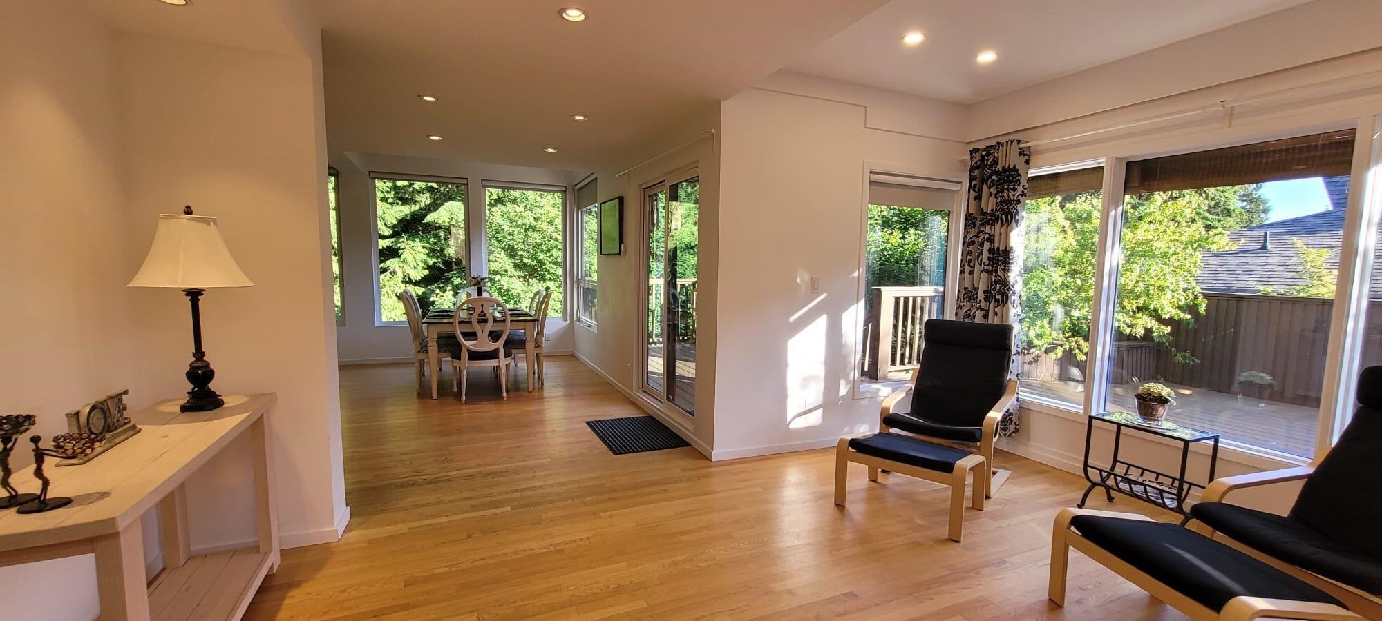 5344 Cliffridge Avenue, North Vancouver, BC