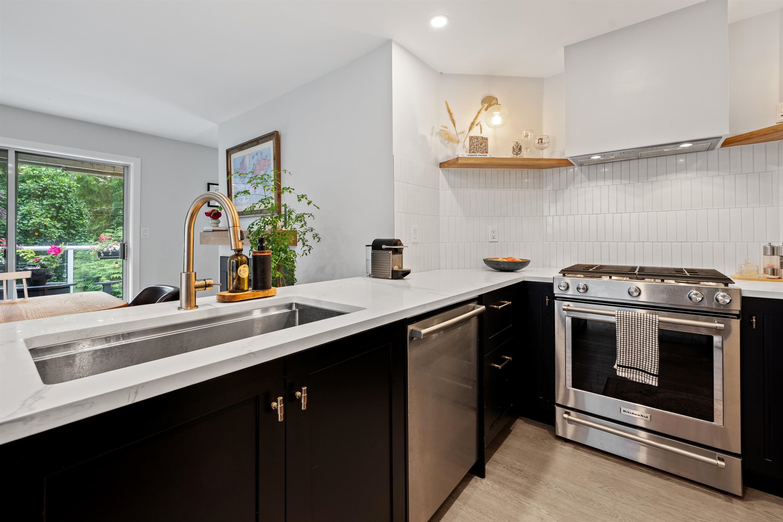 3381 Flagstaff Place, Vancouver, BC