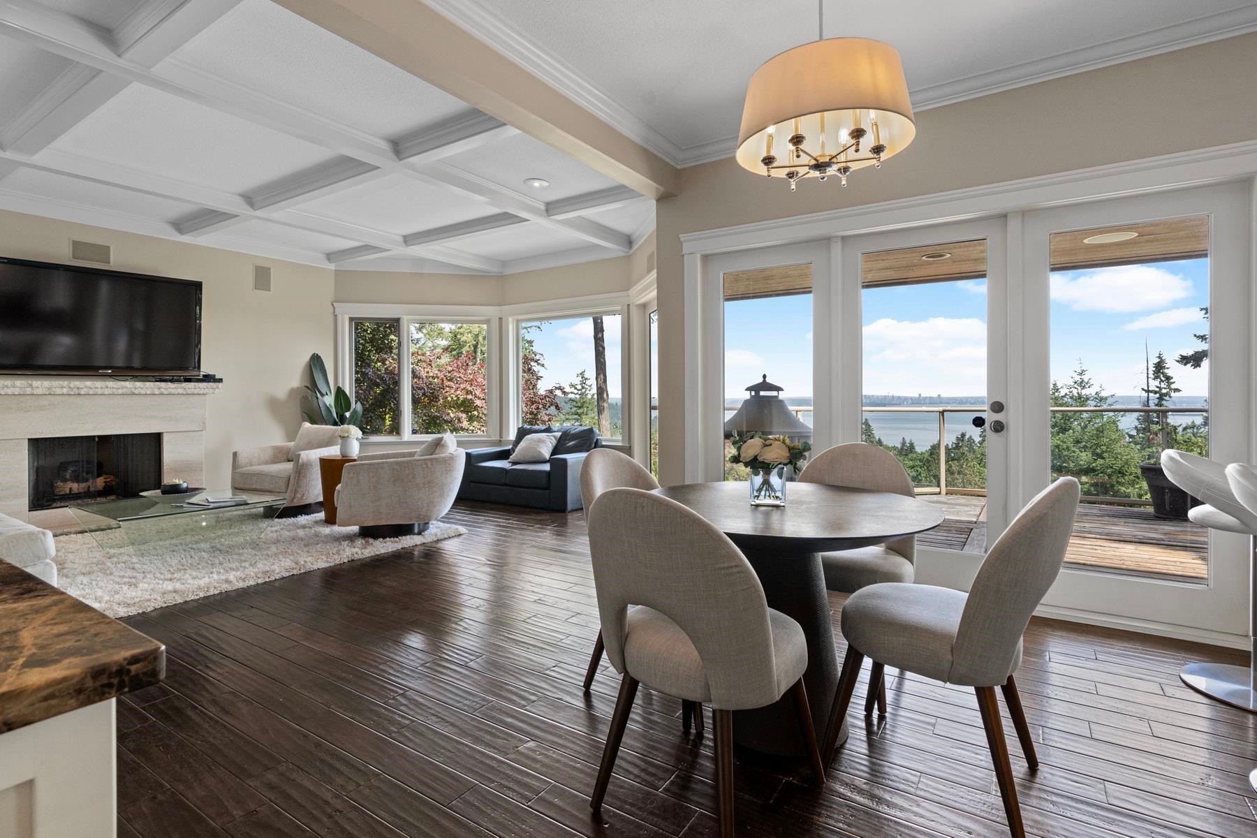 4882 Vista Place, West Vancouver, BC