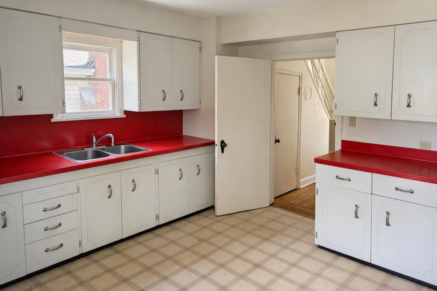 4279 16Th Avenue W, Vancouver, BC