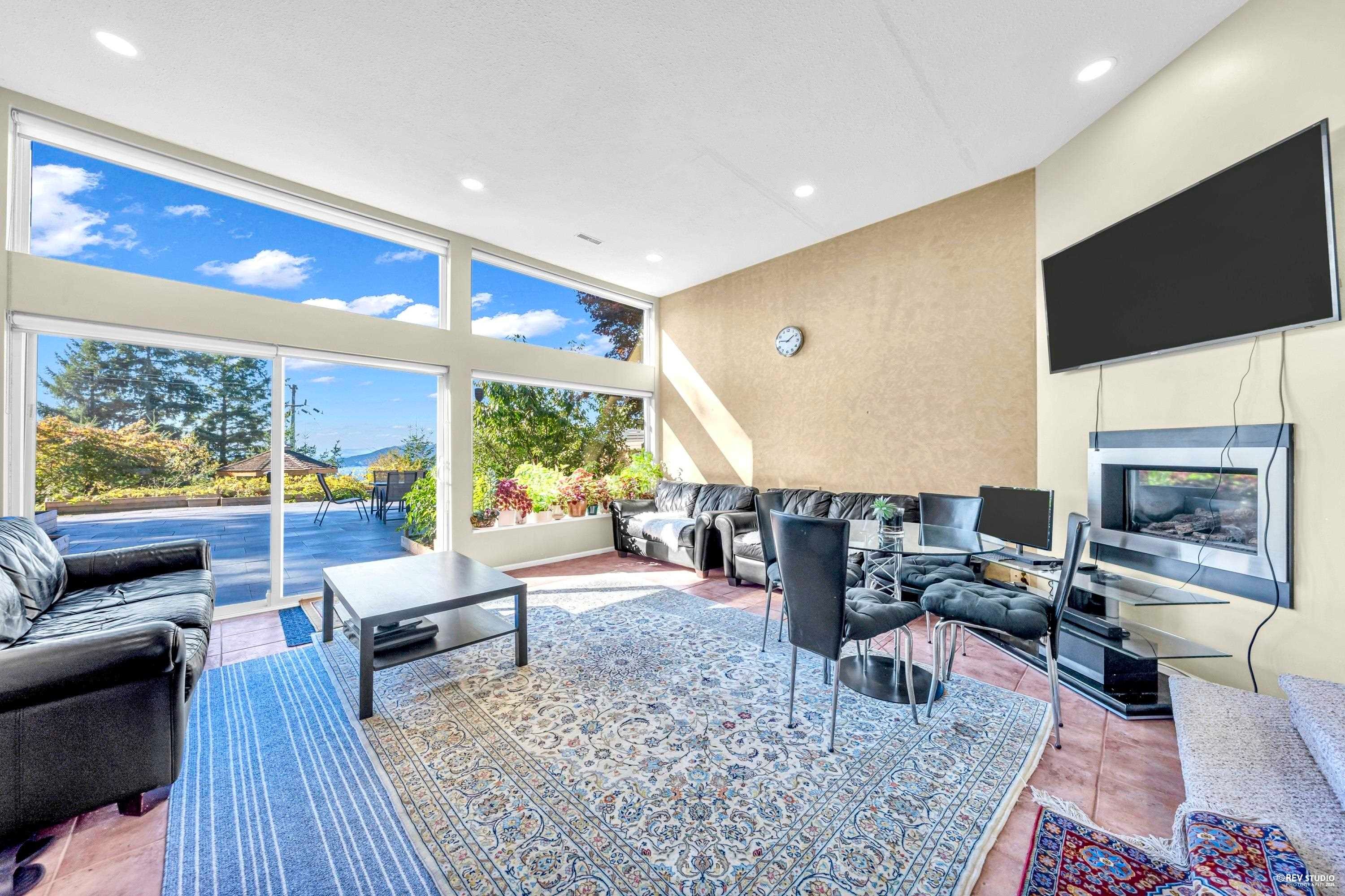 4673 Woodburn Road, West Vancouver, BC
