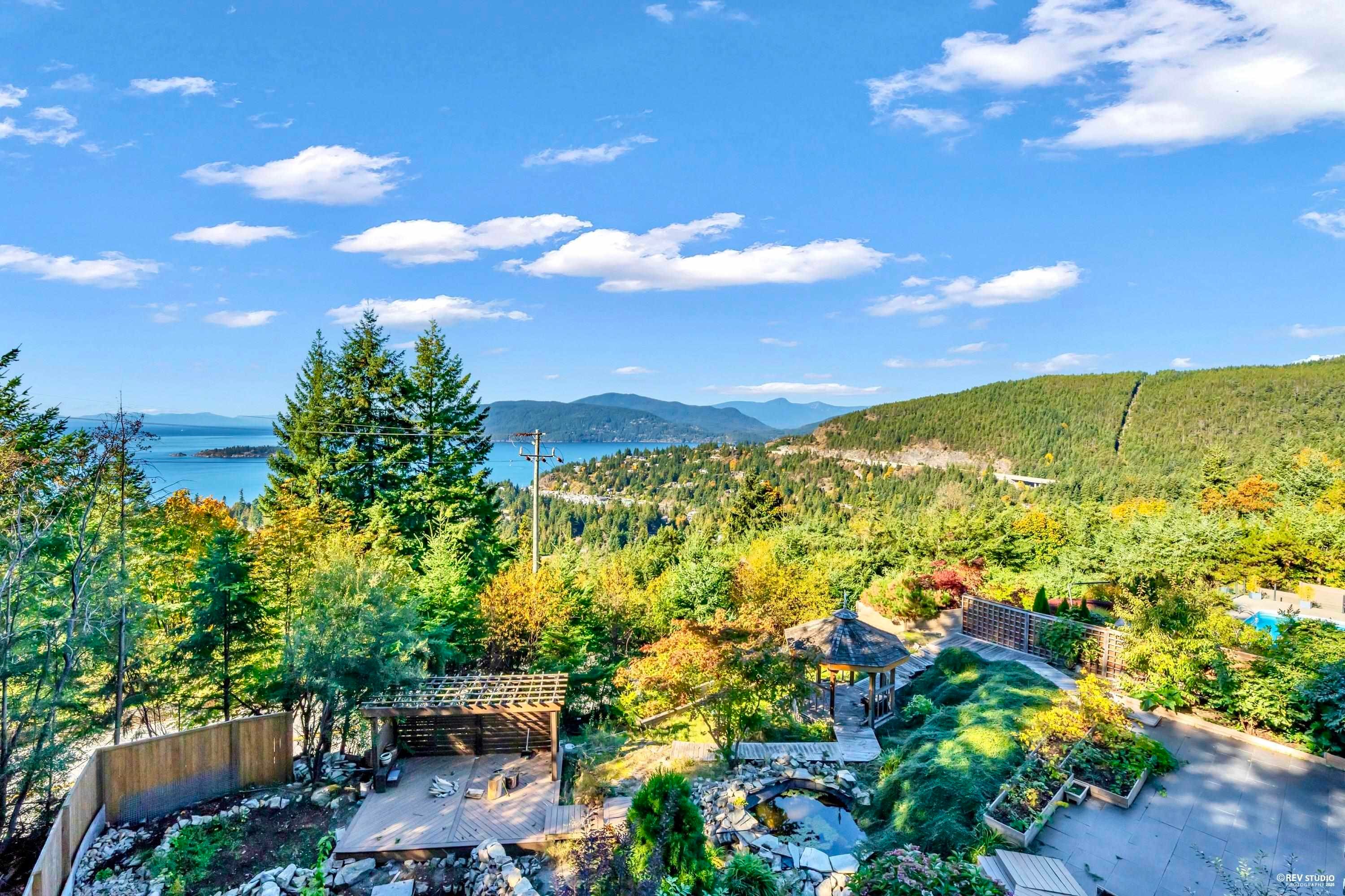 4673 Woodburn Road, West Vancouver, BC