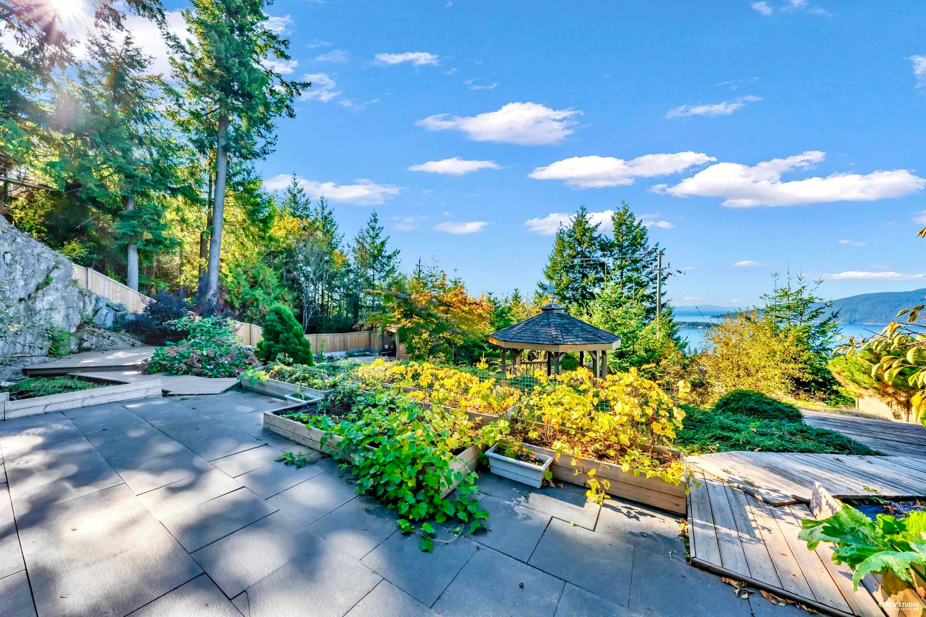 4673 Woodburn Road, West Vancouver, BC