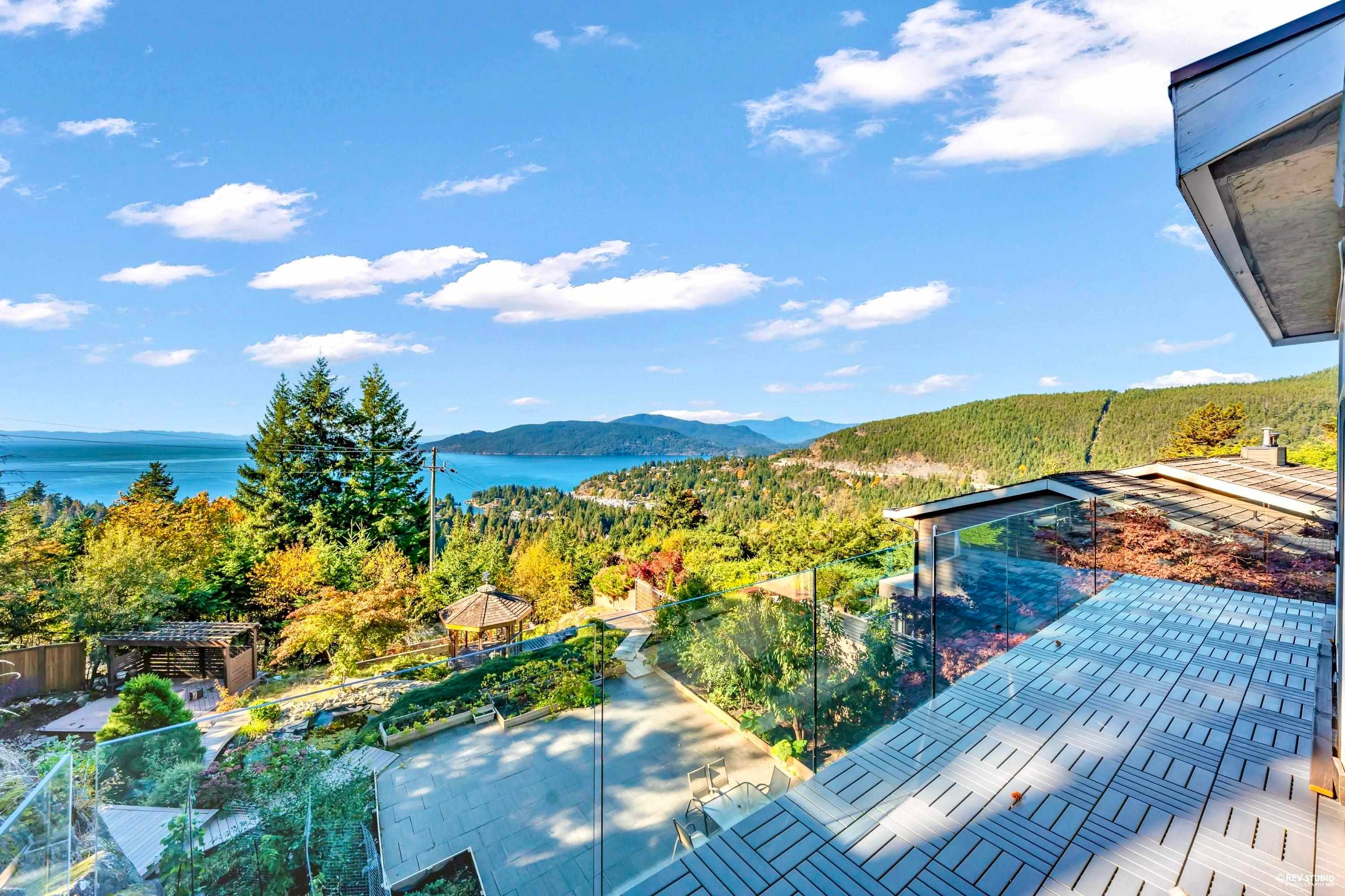 4673 Woodburn Road, West Vancouver, BC