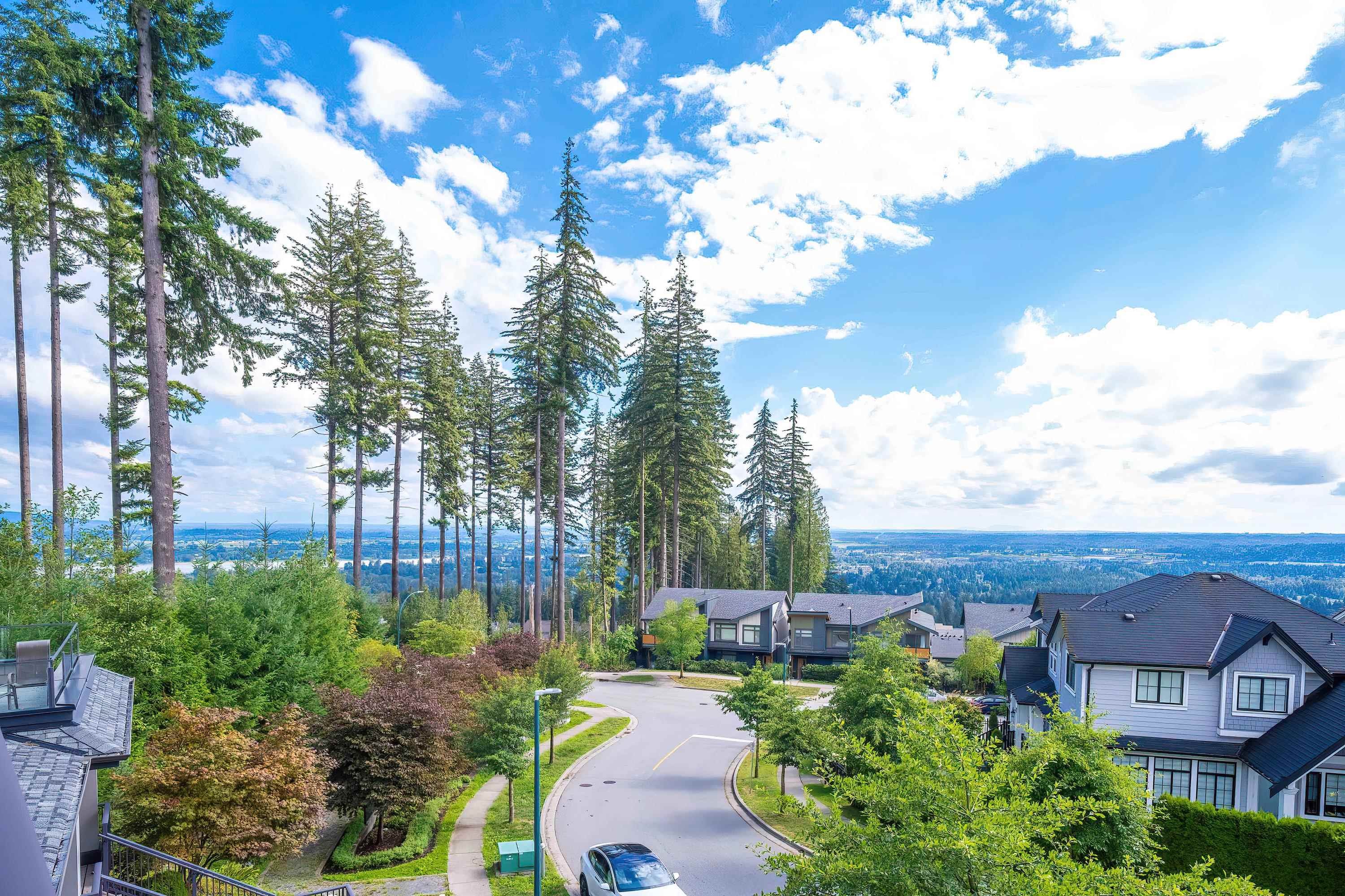 3563 Highland Drive, Coquitlam, BC