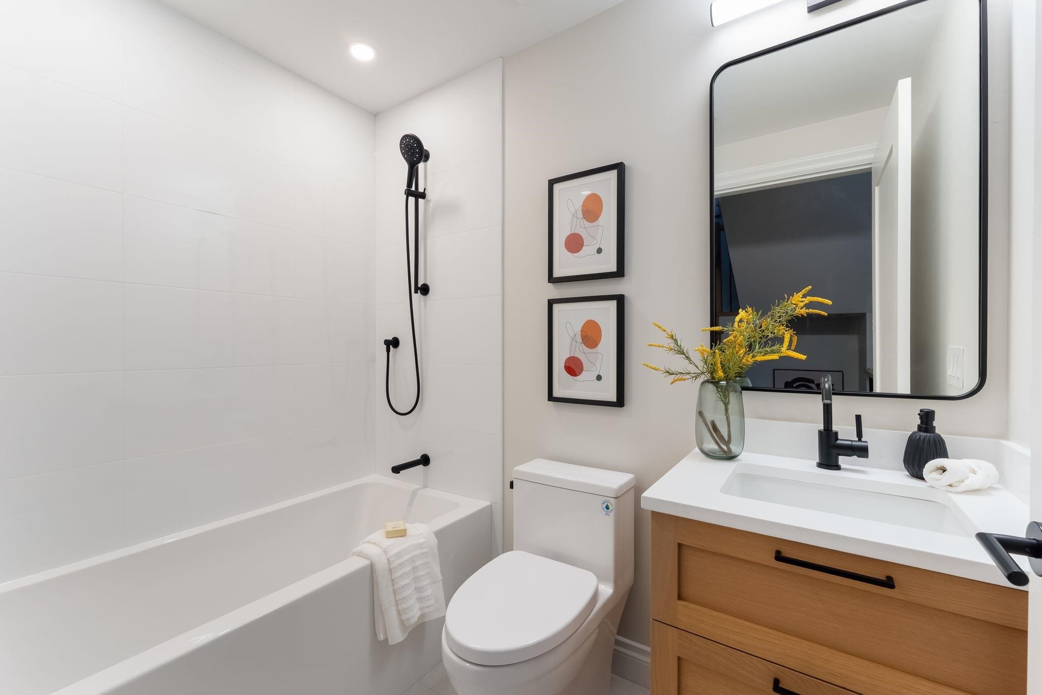 1685 Nelson Street, Vancouver, BC