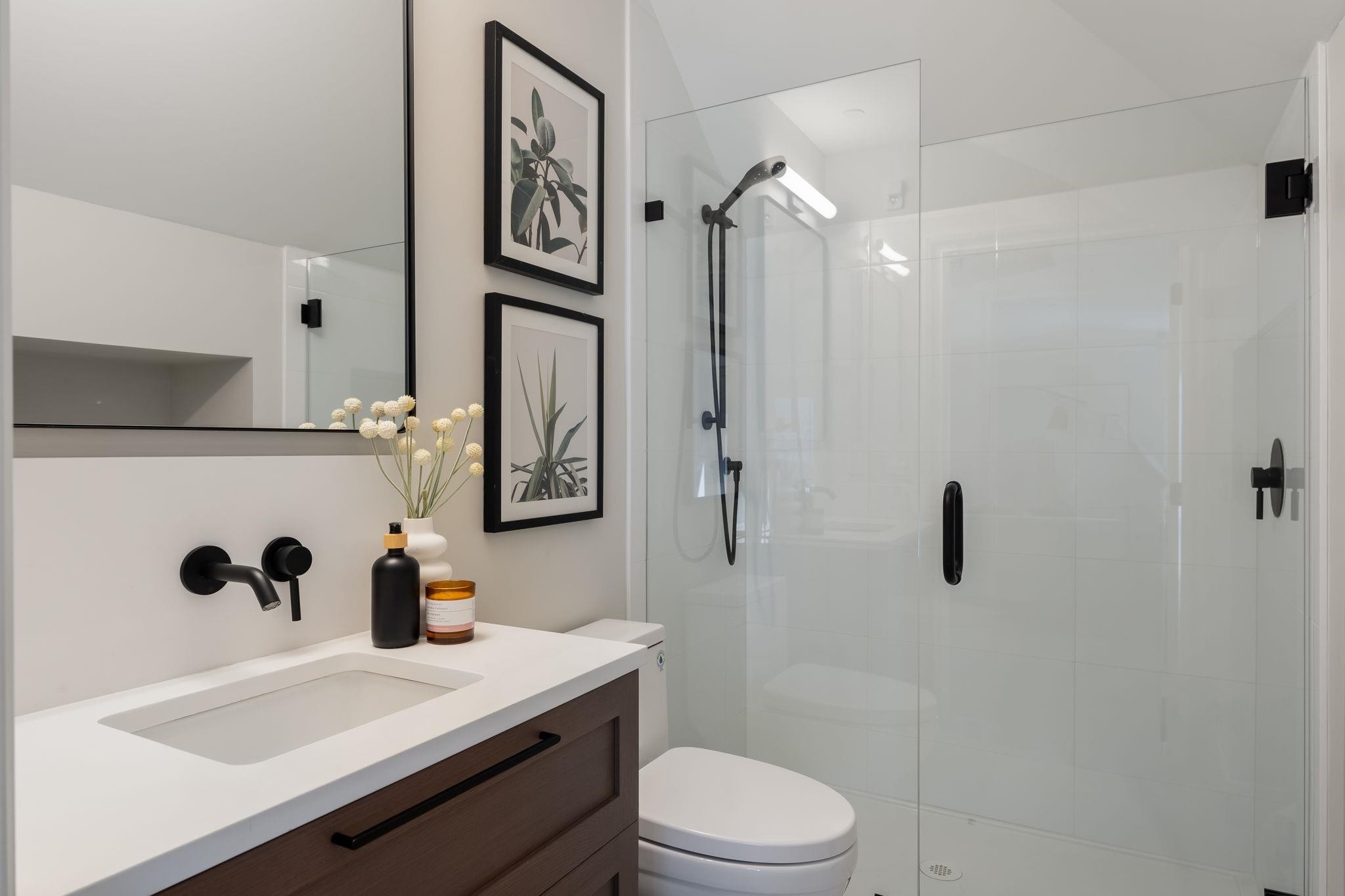 1685 Nelson Street, Vancouver, BC