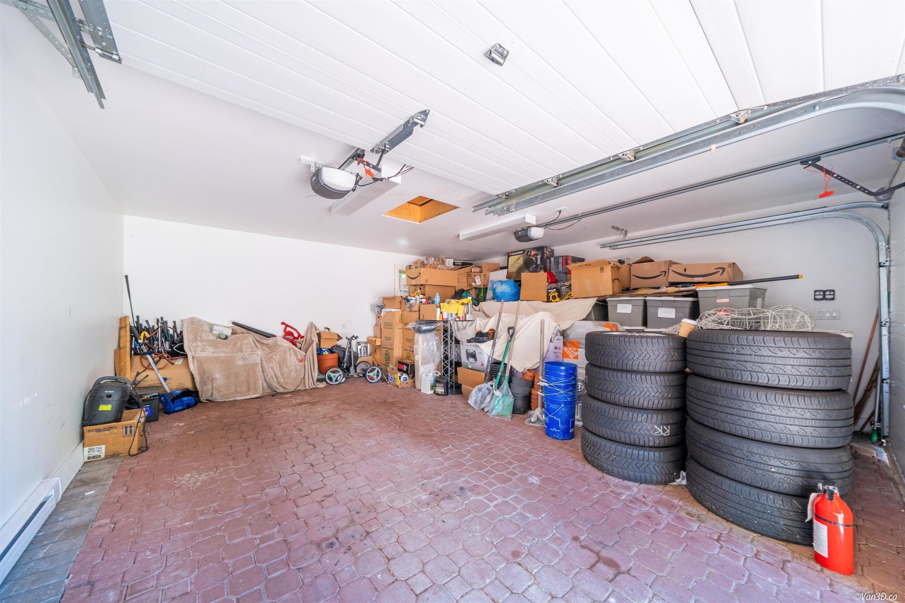 1448 Sandhurst Place, West Vancouver, BC