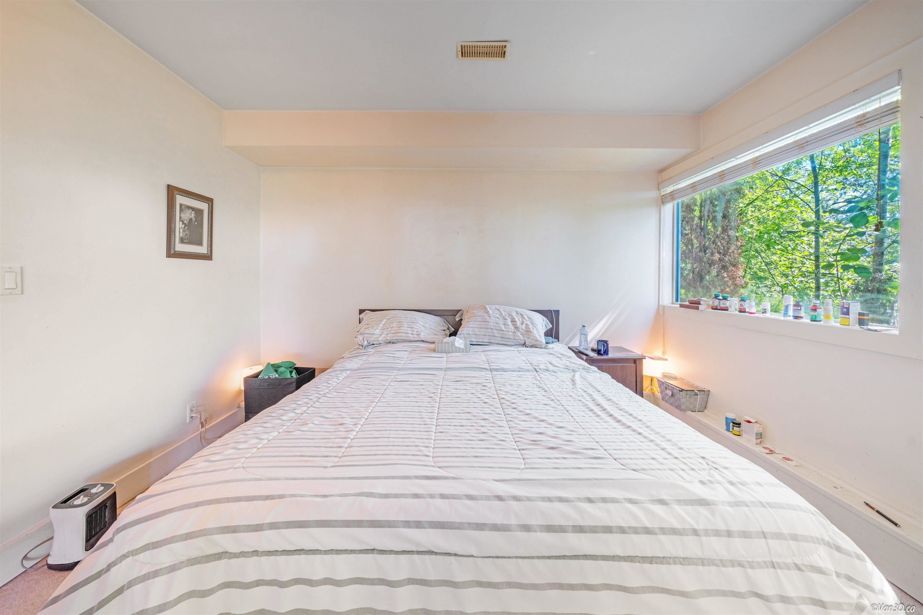 1448 Sandhurst Place, West Vancouver, BC