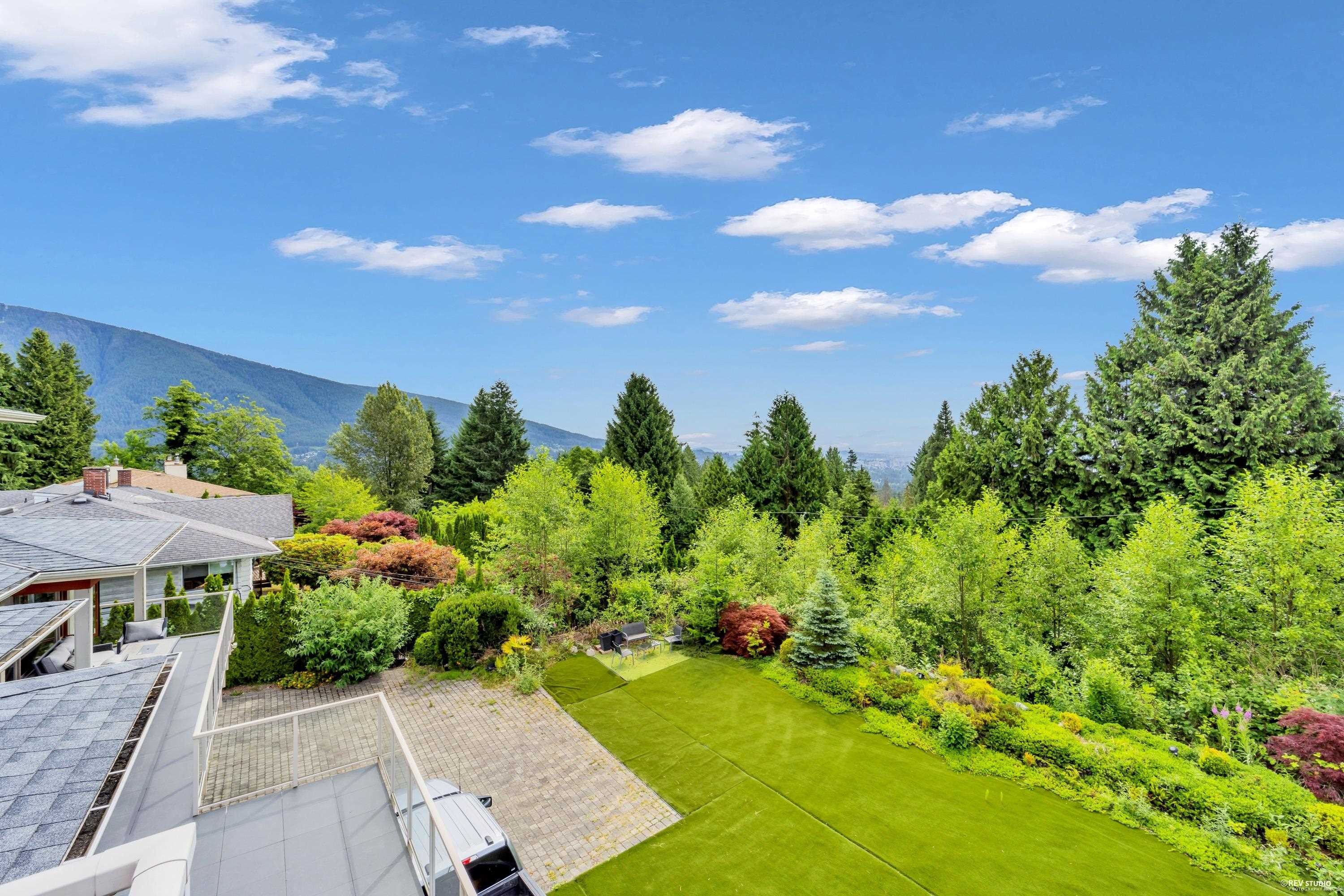 950 Greenwood Road, West Vancouver, BC
