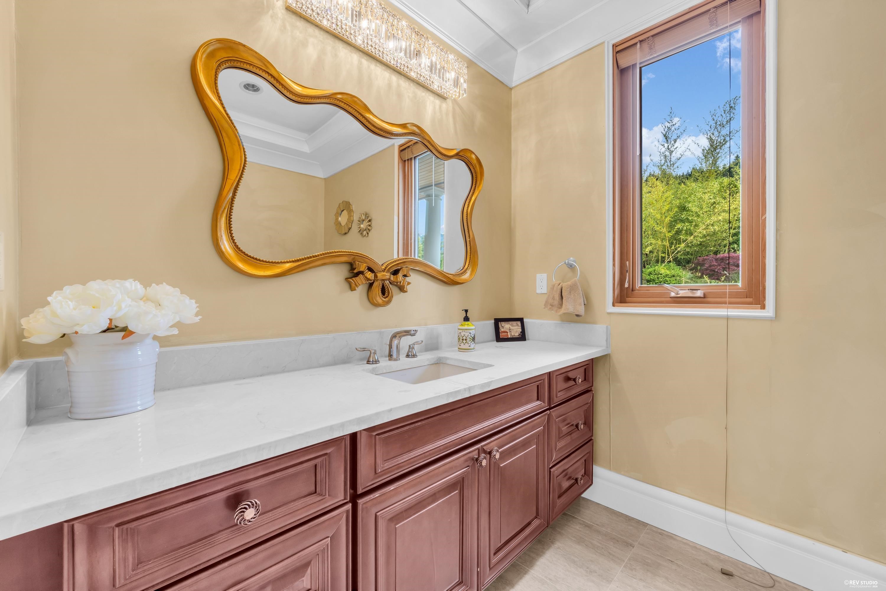 950 Greenwood Road, West Vancouver, BC