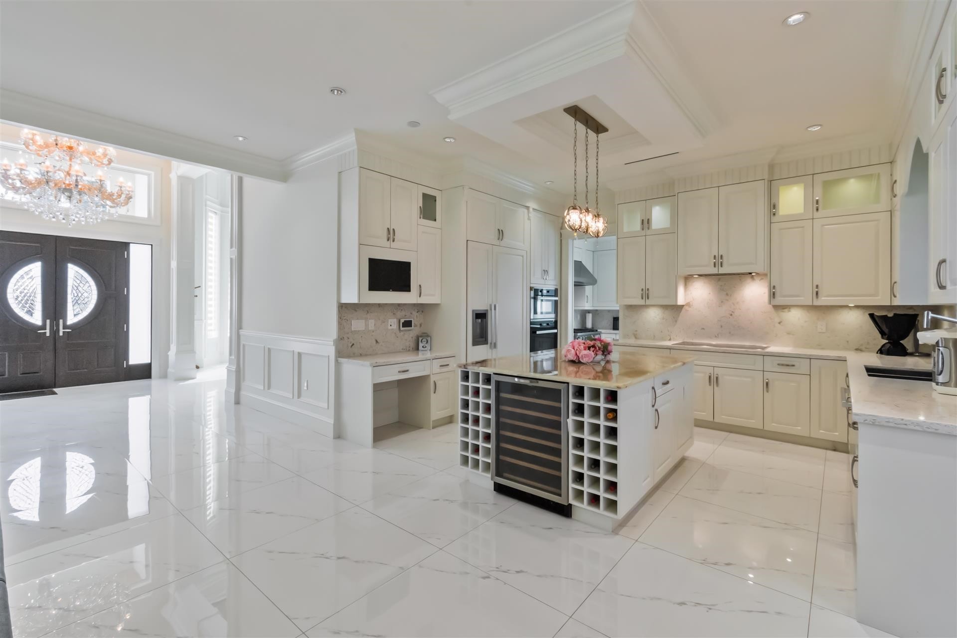 8371 Mowbray Road, Richmond, BC