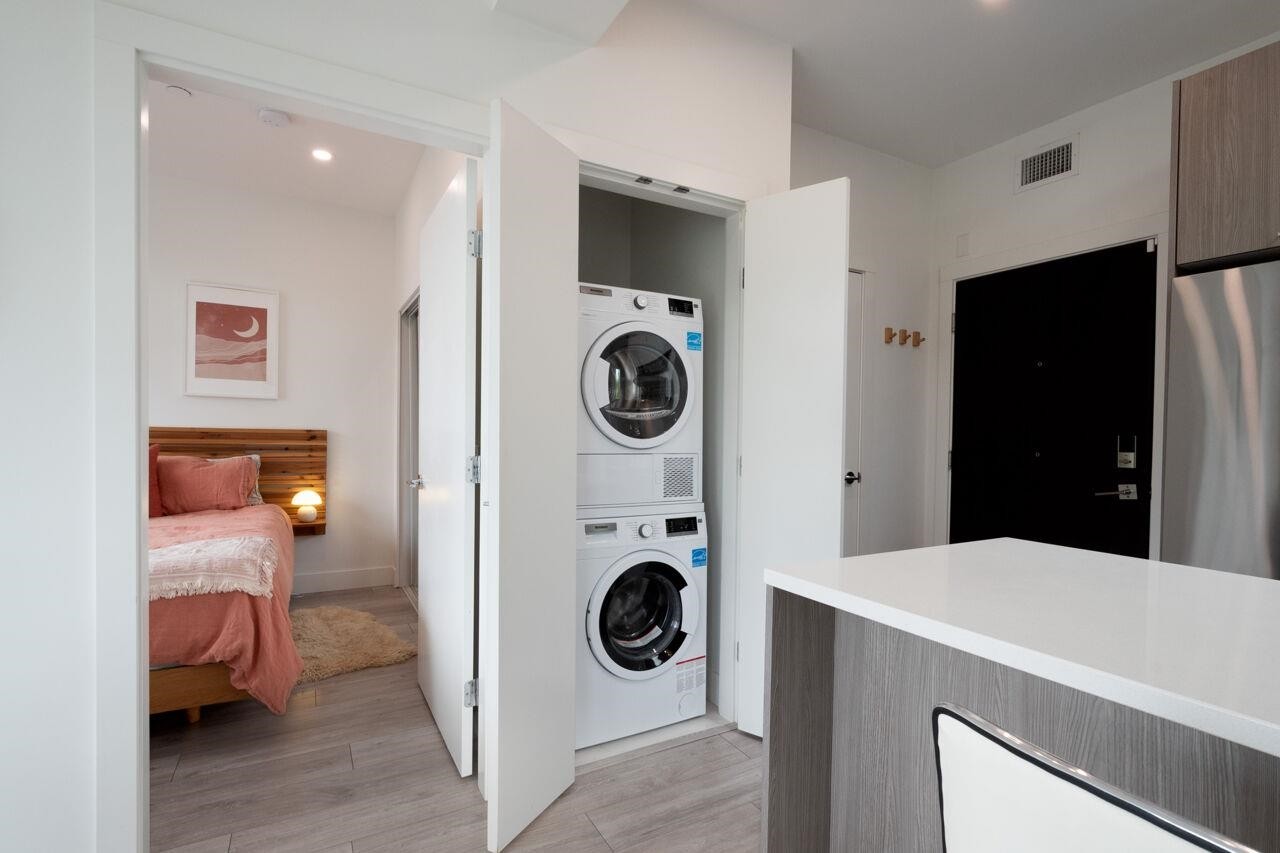 Ph2-979 19Th Avenue E, Vancouver, BC