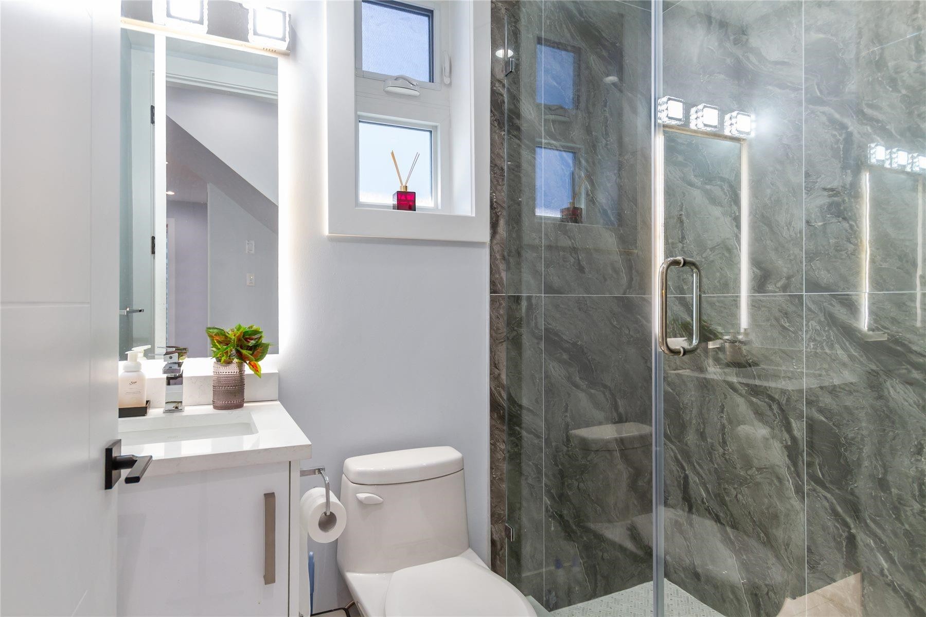 4328 Gladstone Street, Vancouver, BC