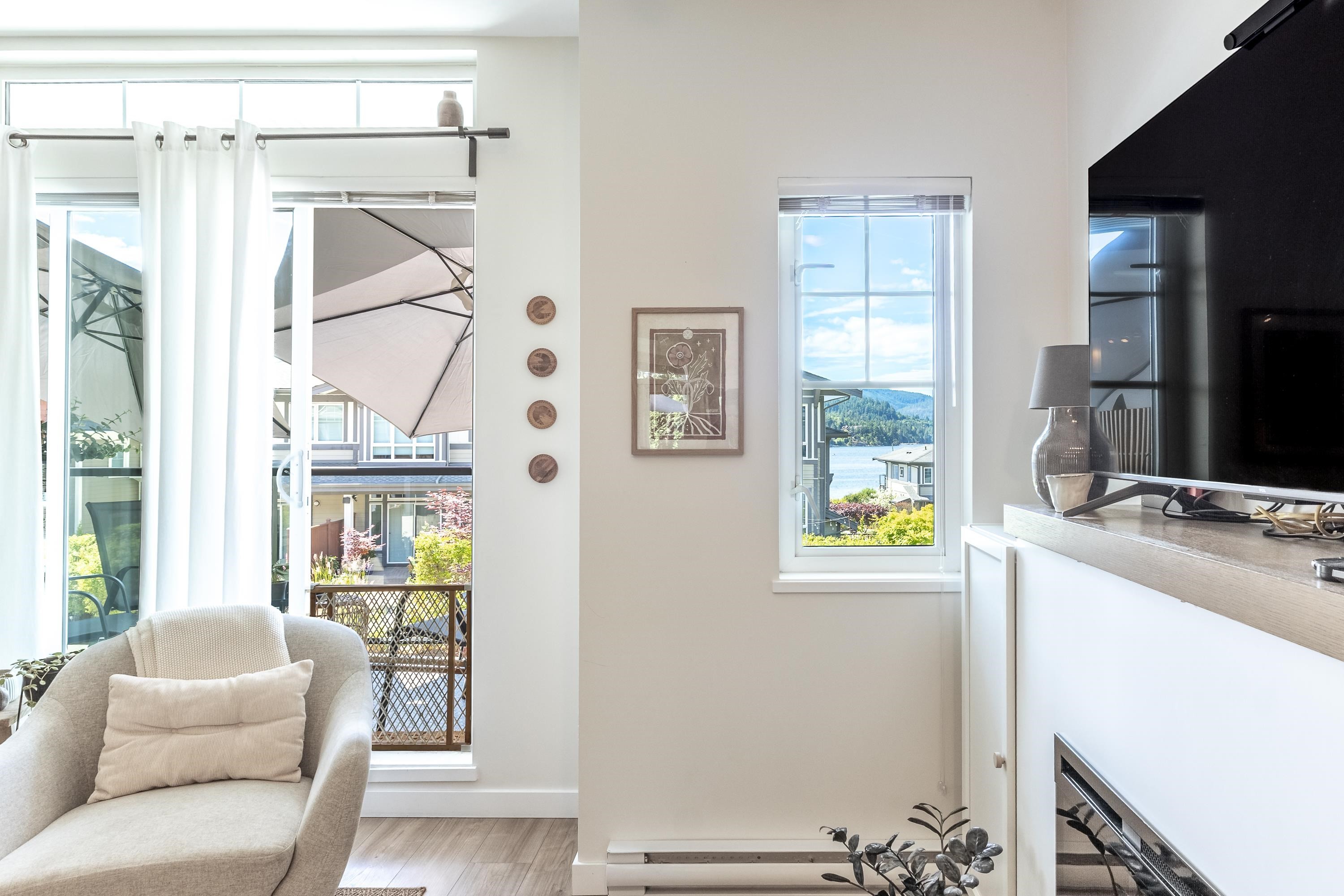 5946 Oldmill Lane, Sechelt, BC