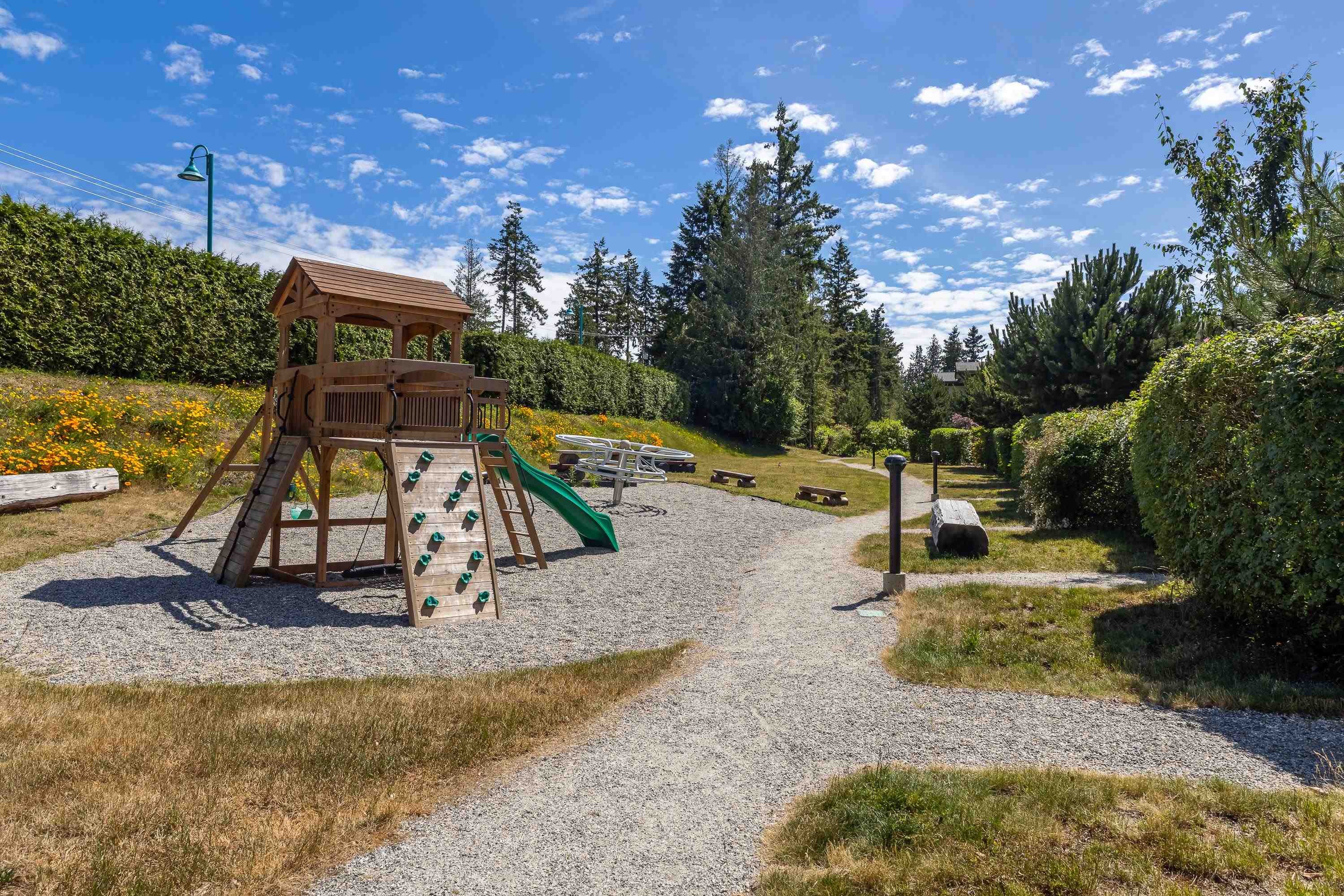 5946 Oldmill Lane, Sechelt, BC