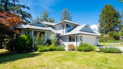 5555 Winter Road Sechelt, BC V7Z 0M5