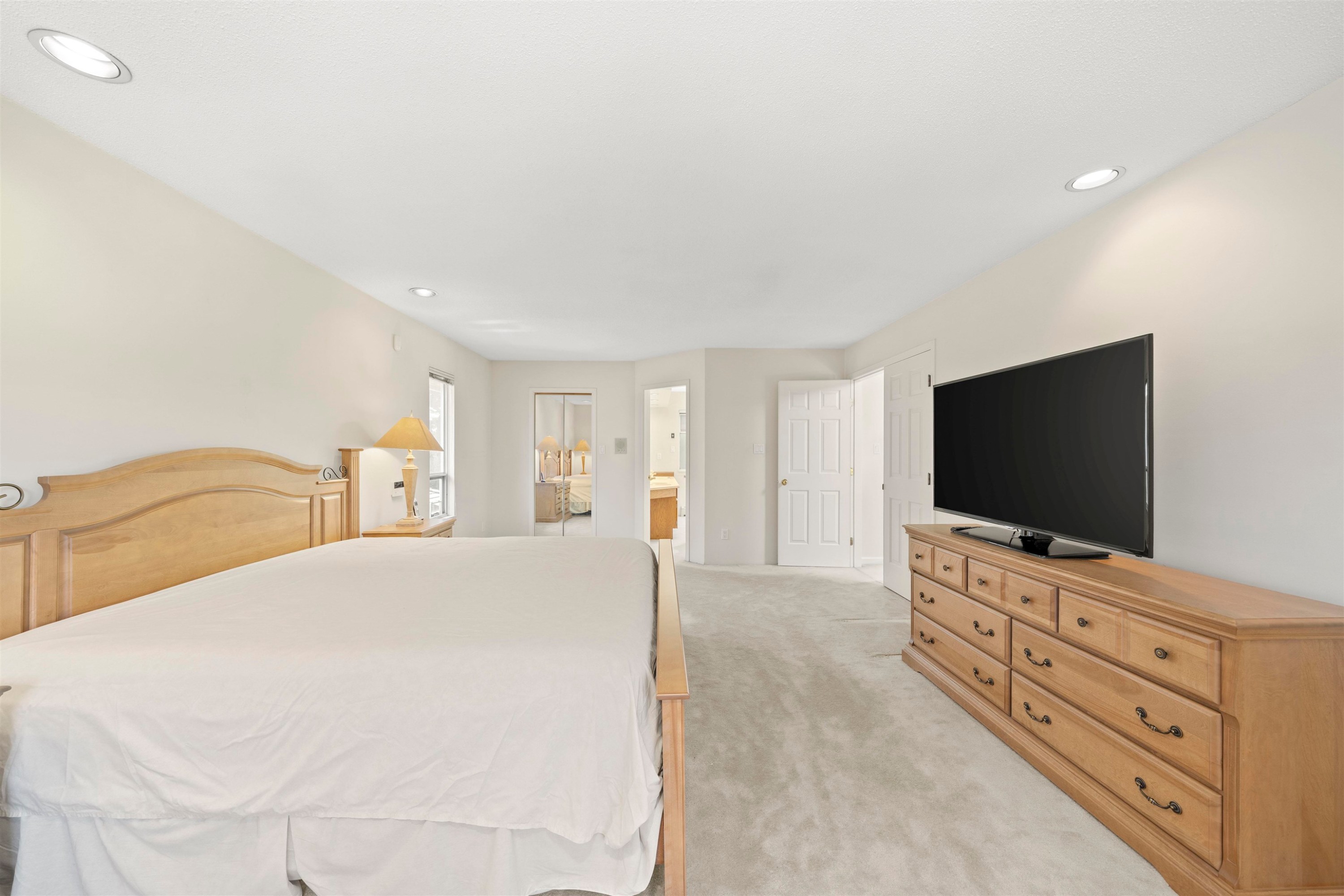 8311 Sunnywood Drive, Richmond, BC