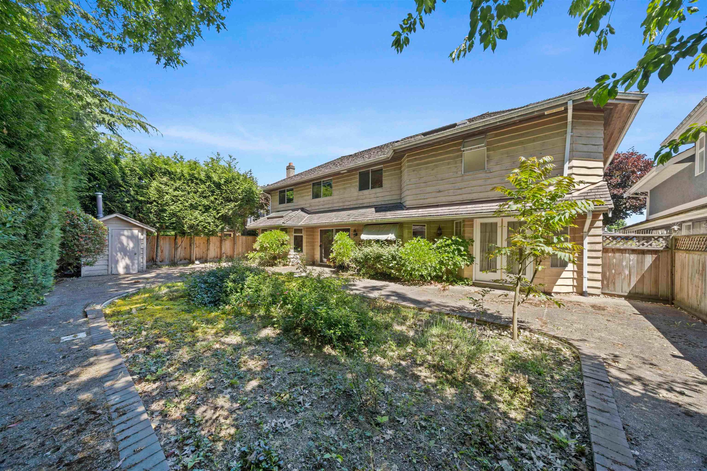 8311 Sunnywood Drive, Richmond, BC