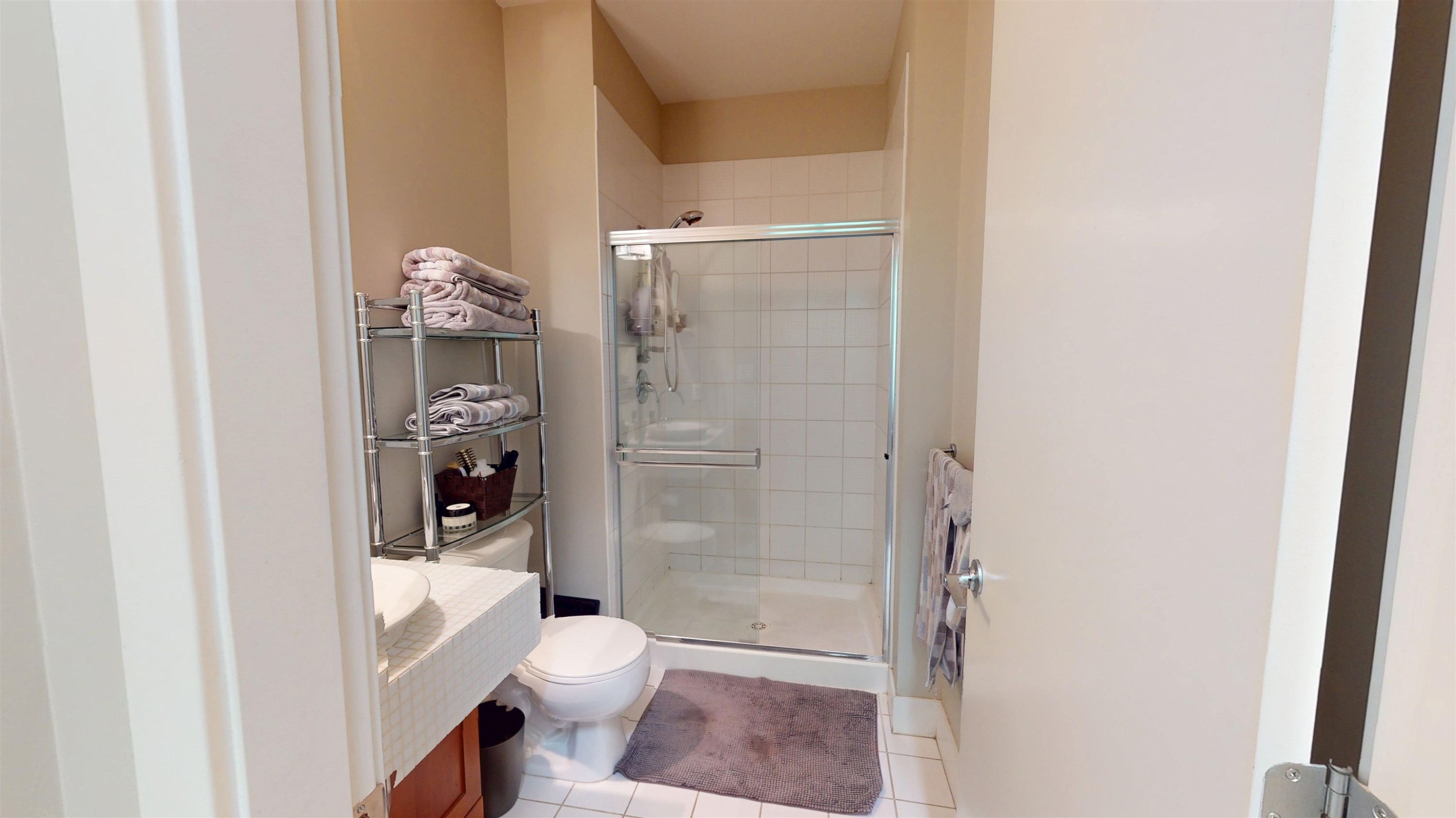 357 11Th Avenue E, Vancouver, BC