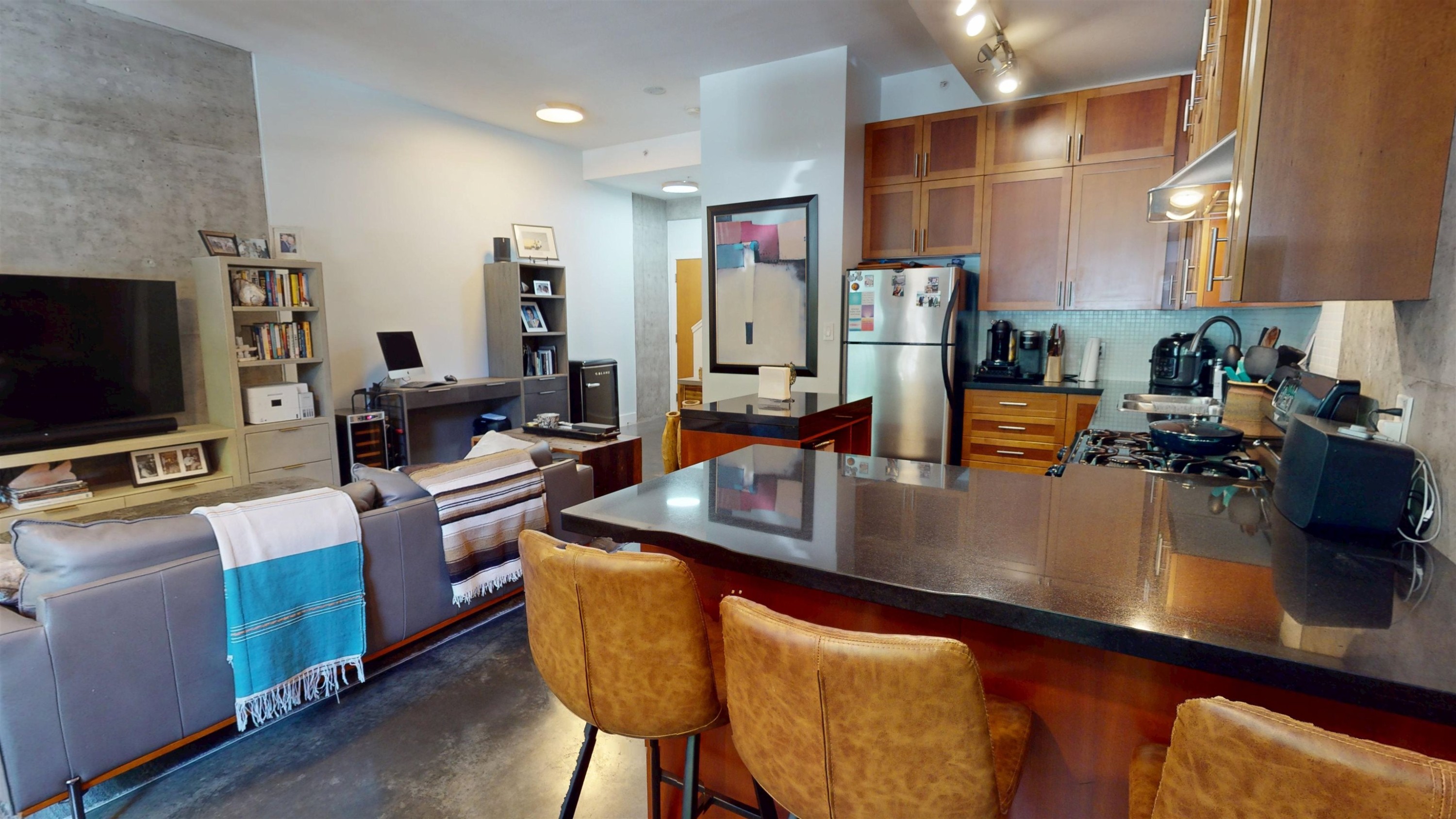 357 11Th Avenue E, Vancouver, BC