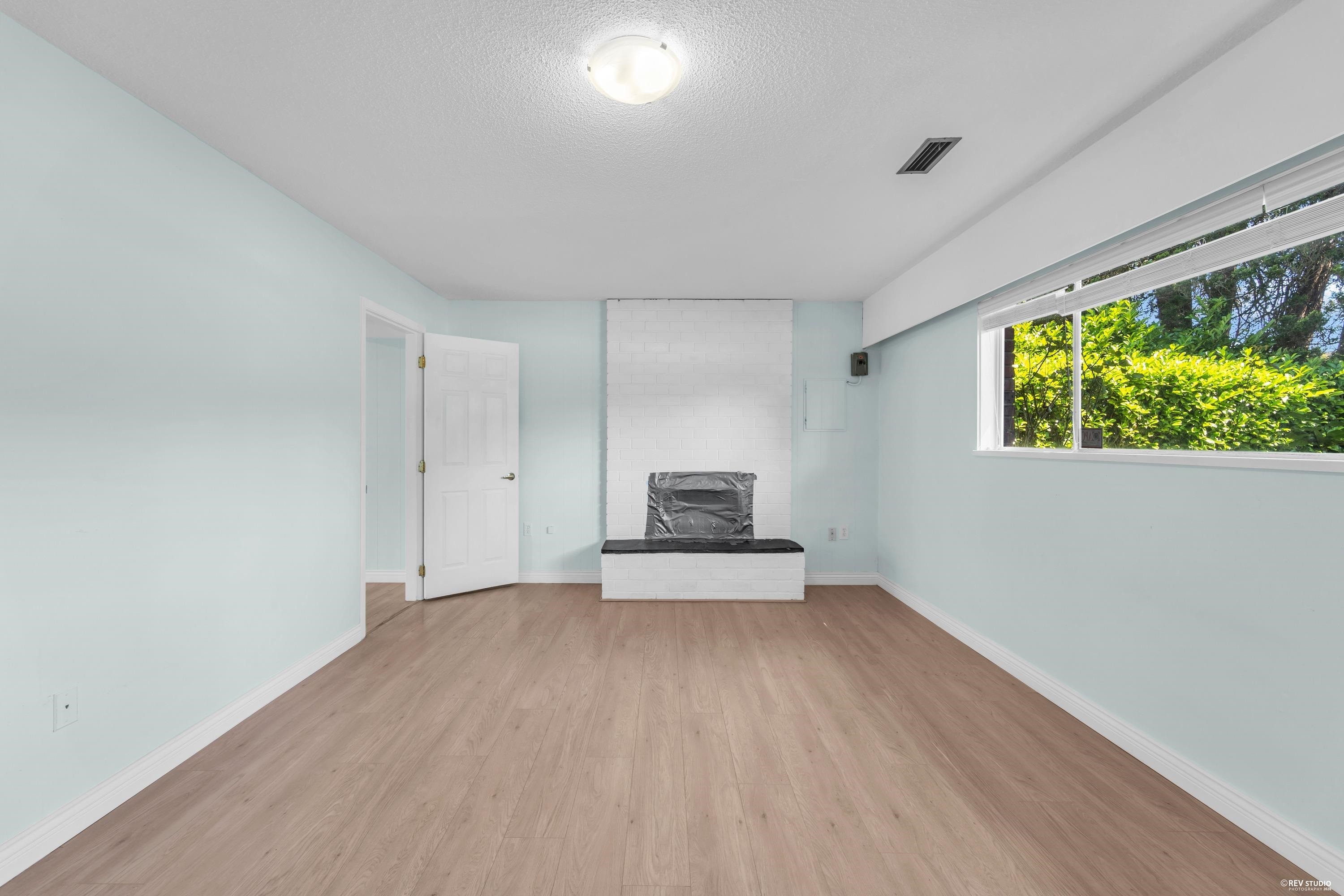 9091 Ash Street, Richmond, BC