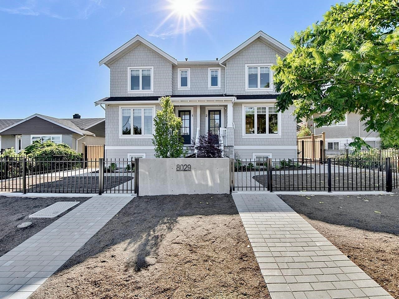 2-8029 Macpherson Avenue, Burnaby, BC