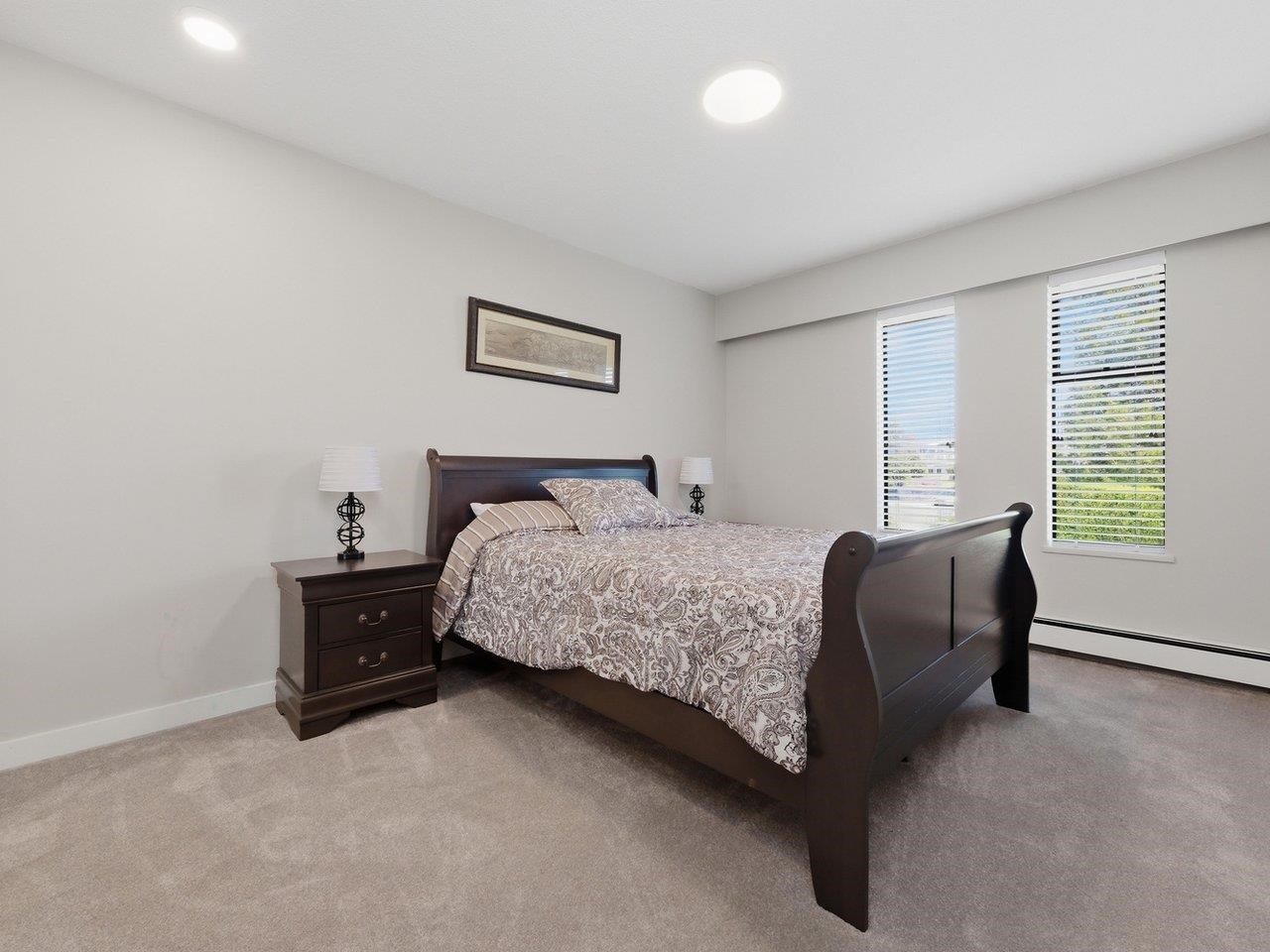 1390 Eastlawn Drive, Burnaby, BC - Indoor Photo Showing Bedroom