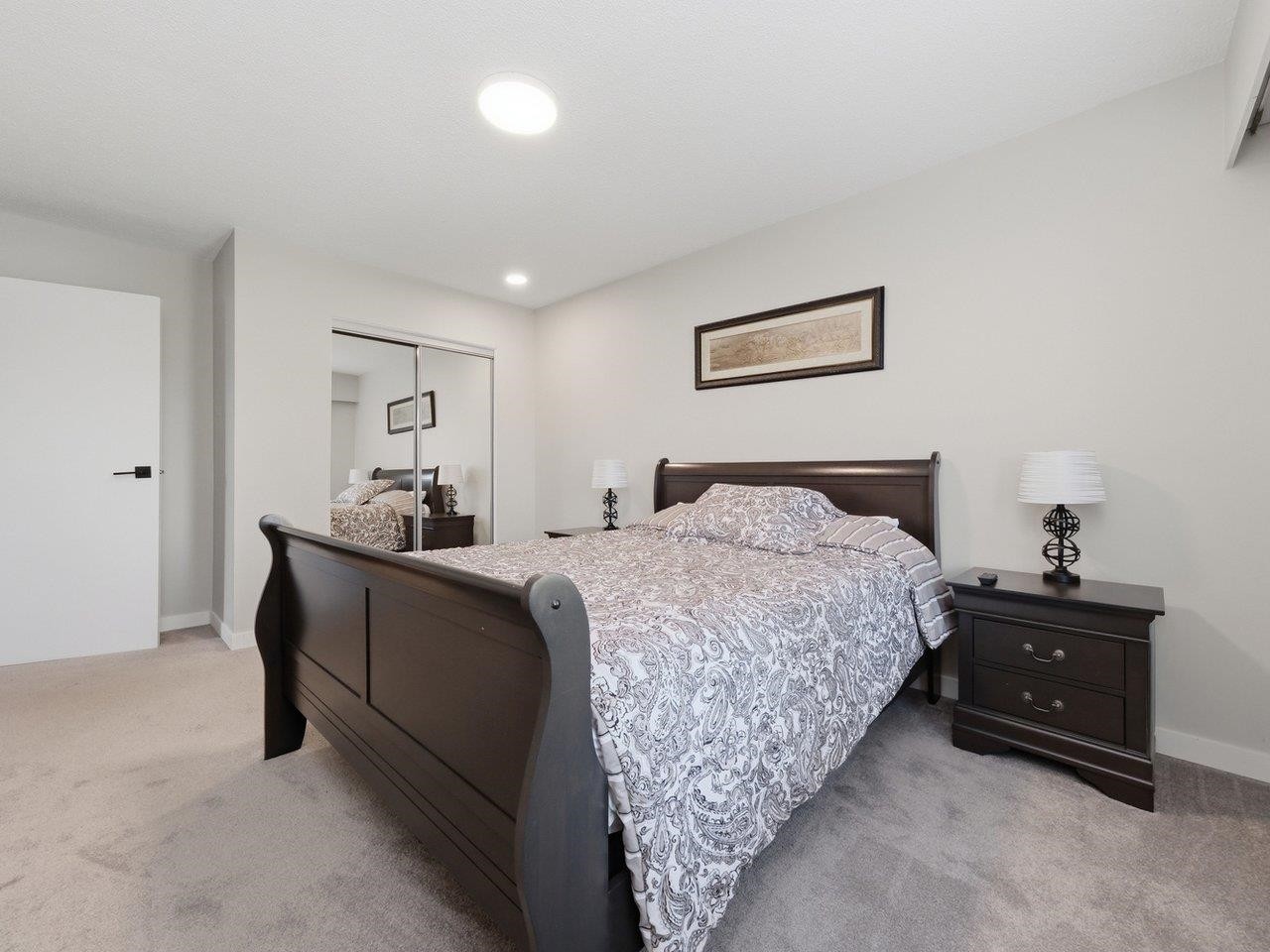1390 Eastlawn Drive, Burnaby, BC - Indoor Photo Showing Bedroom