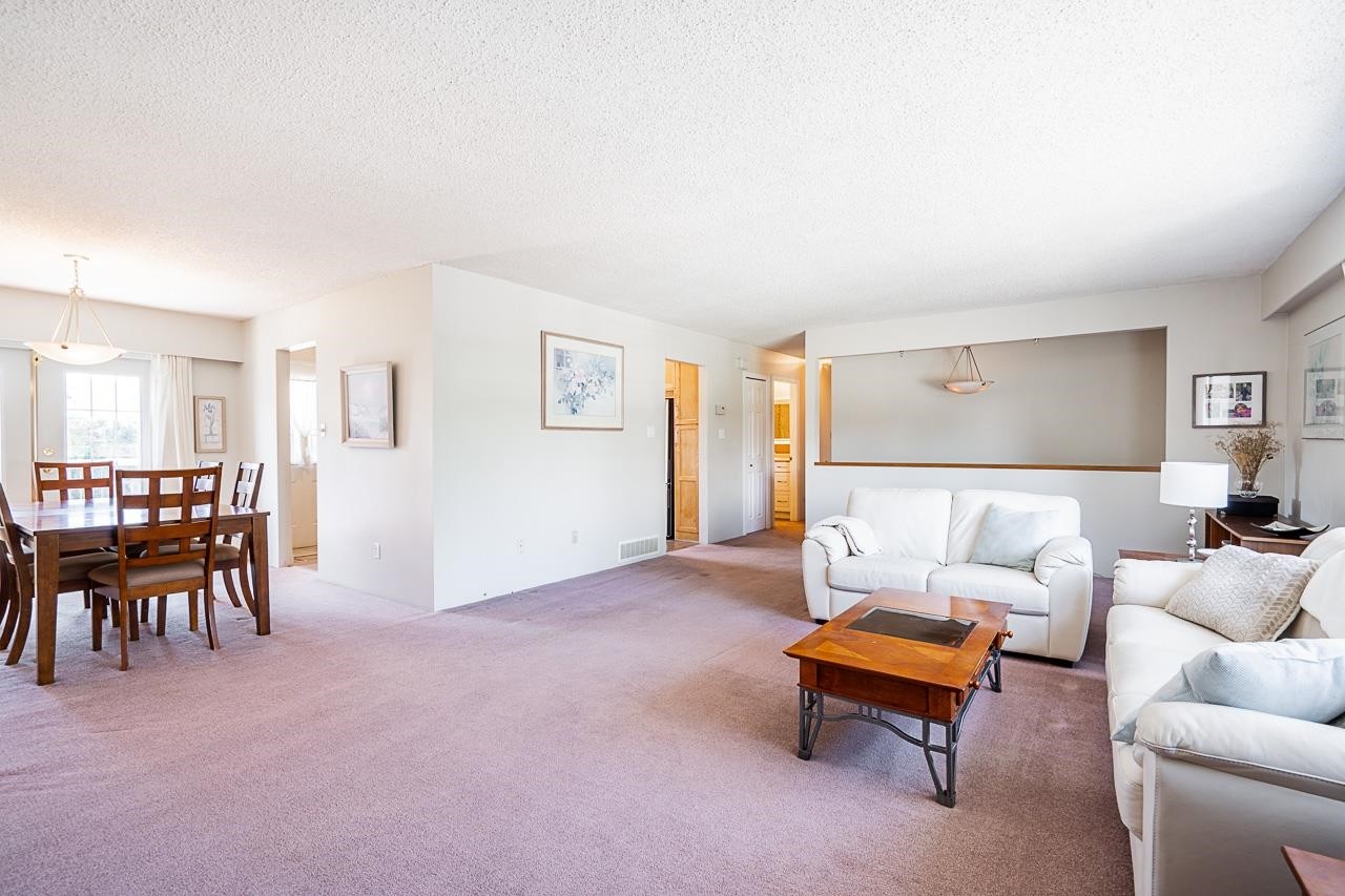 1912 Mercer Avenue, Port Coquitlam, BC