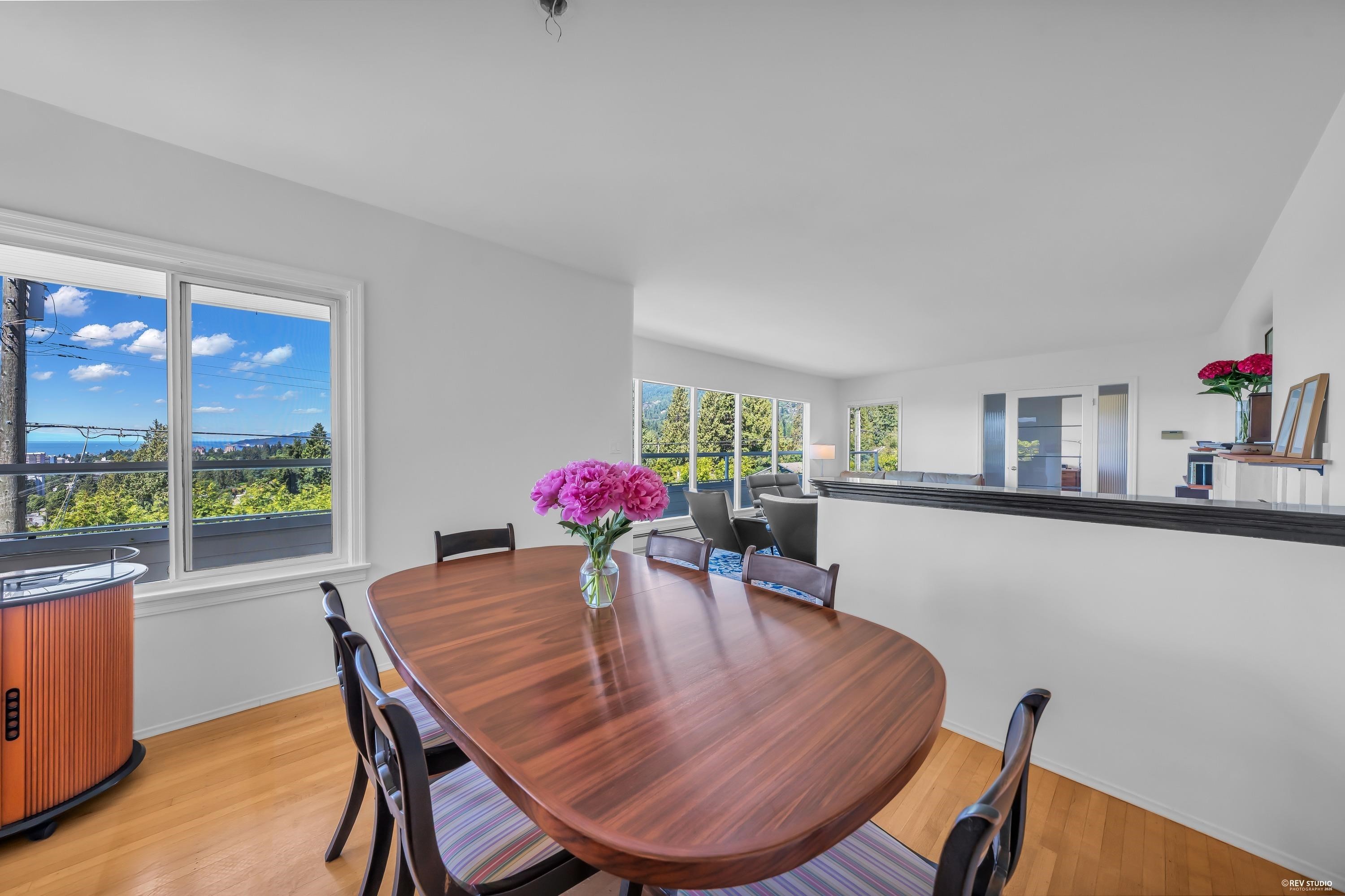 870 Leyland Street, West Vancouver, BC