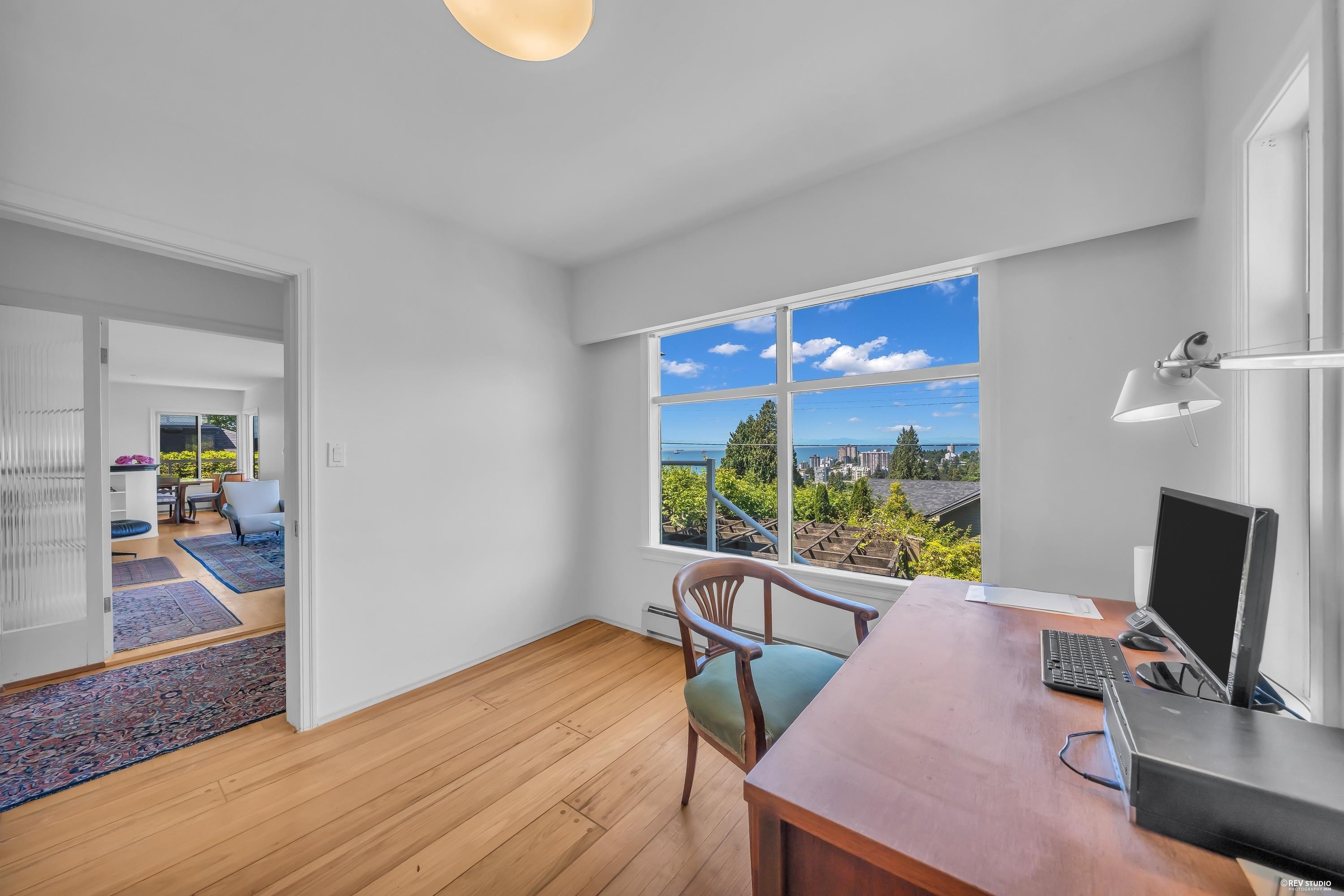 870 Leyland Street, West Vancouver, BC