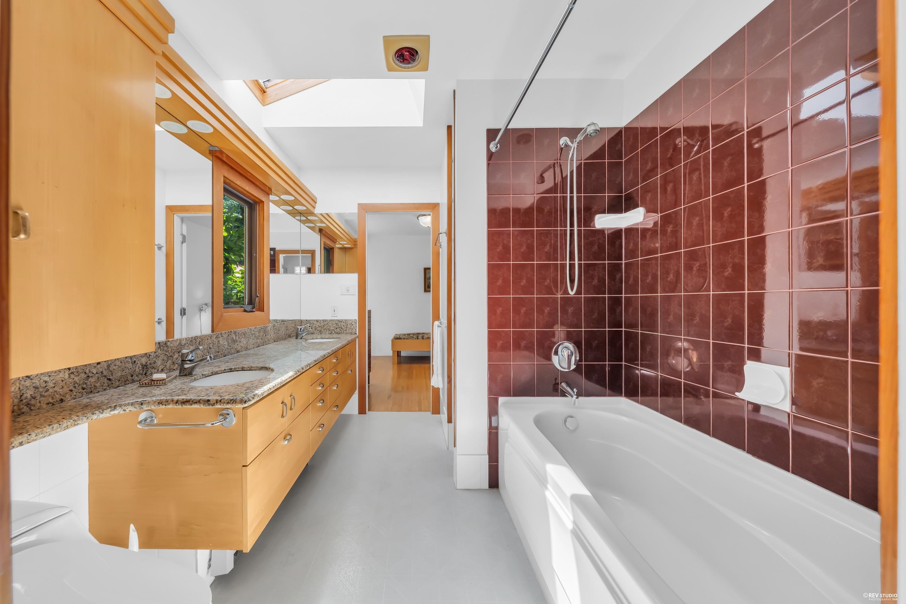 870 Leyland Street, West Vancouver, BC