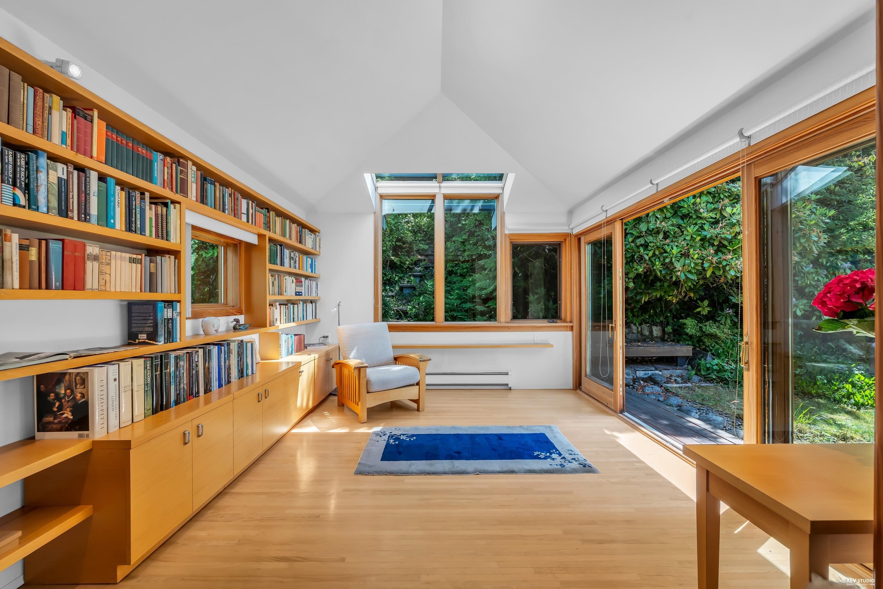 870 Leyland Street, West Vancouver, BC