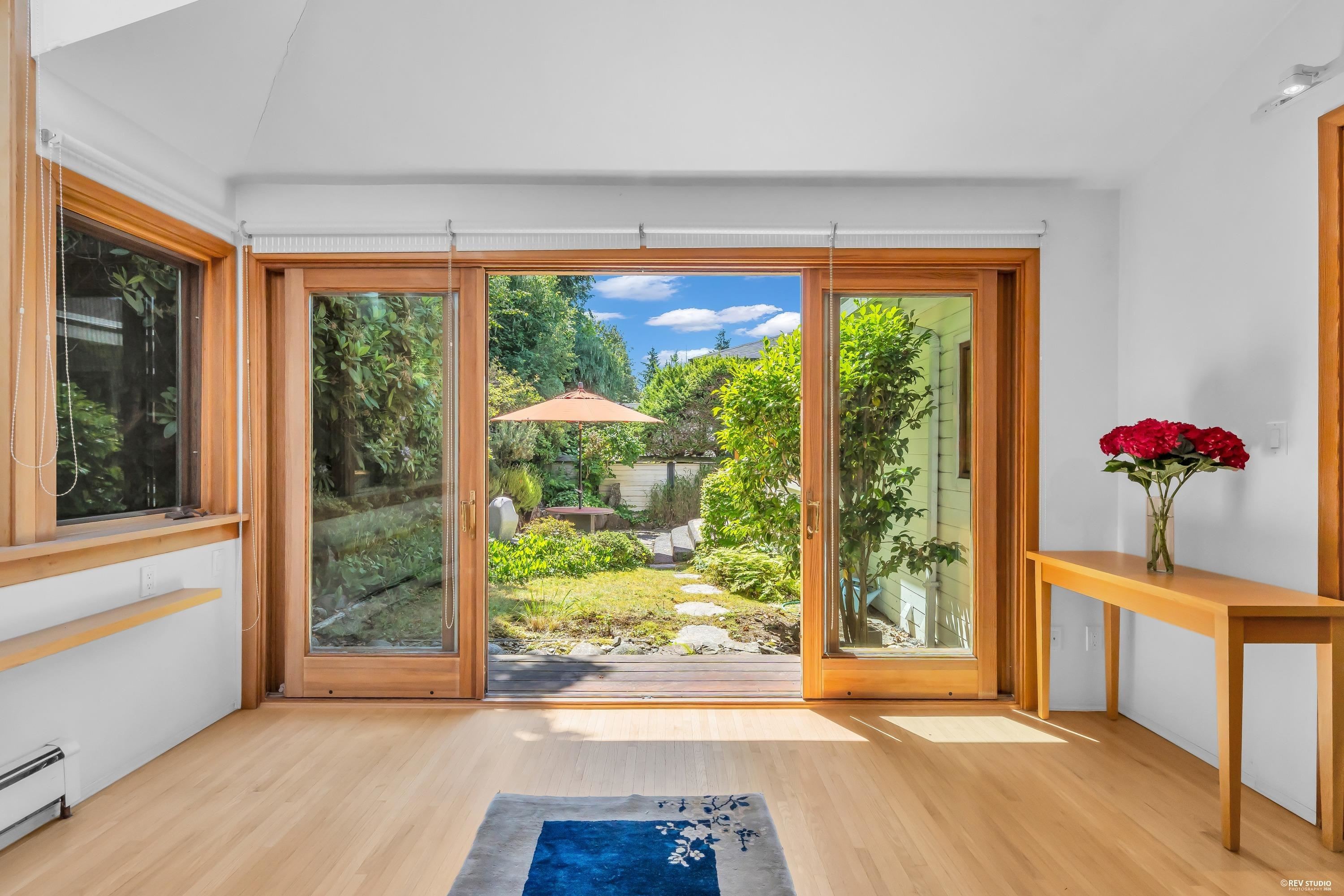 870 Leyland Street, West Vancouver, BC